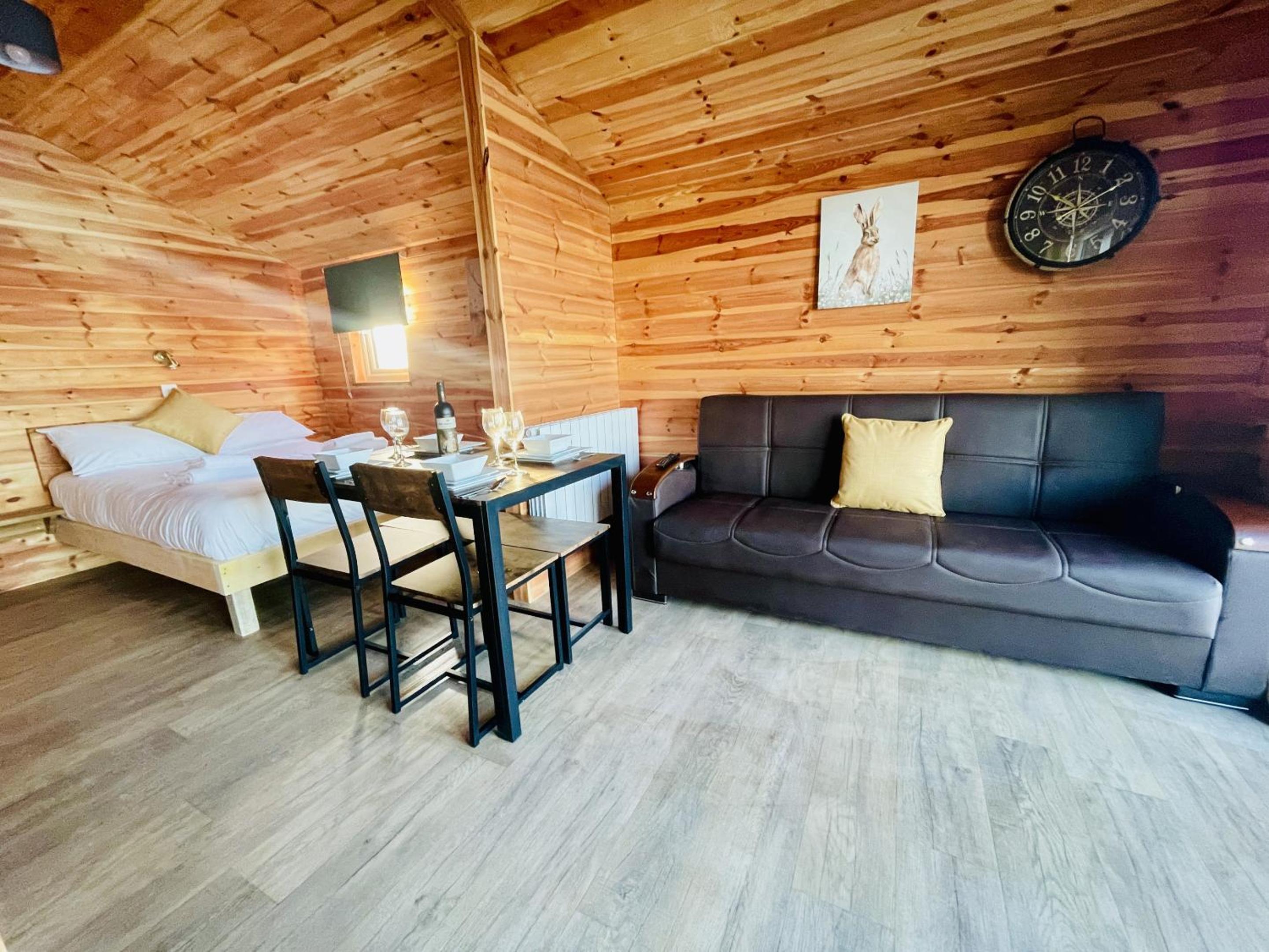 Lakeside Fishing Retreats