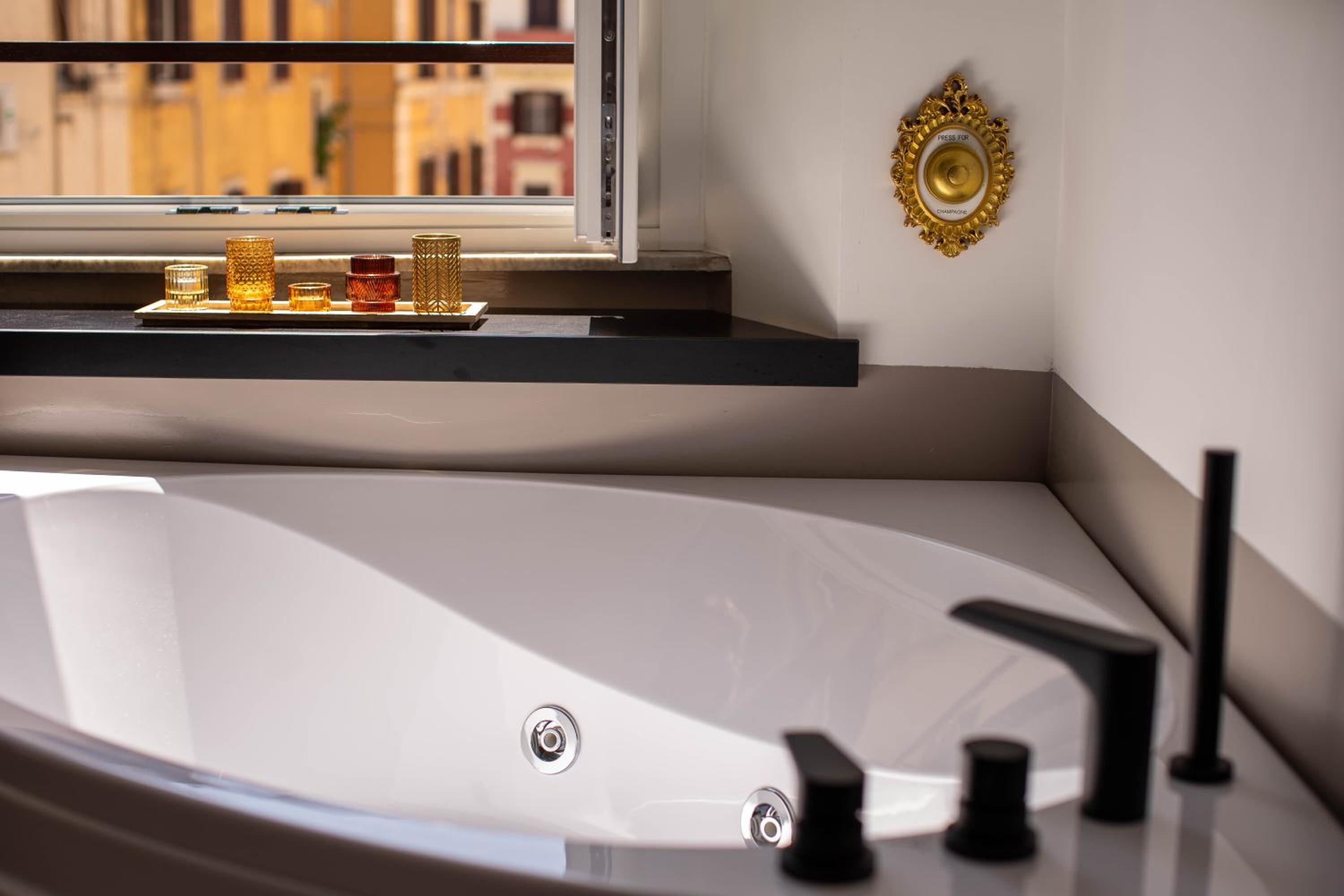 Scipioni Luxury Suite (3 camere, 3 bagni)