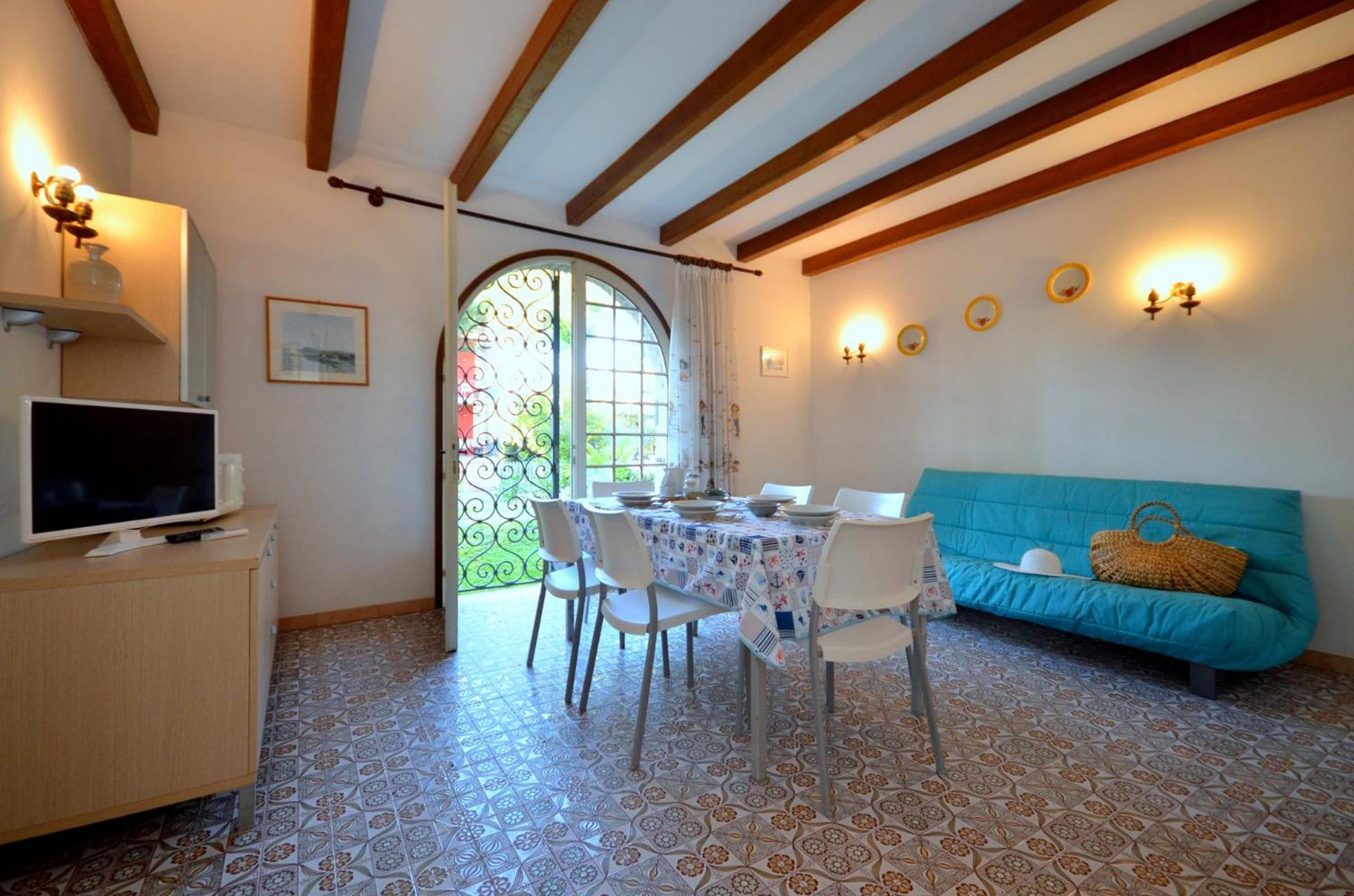 Villa Salvador view 4