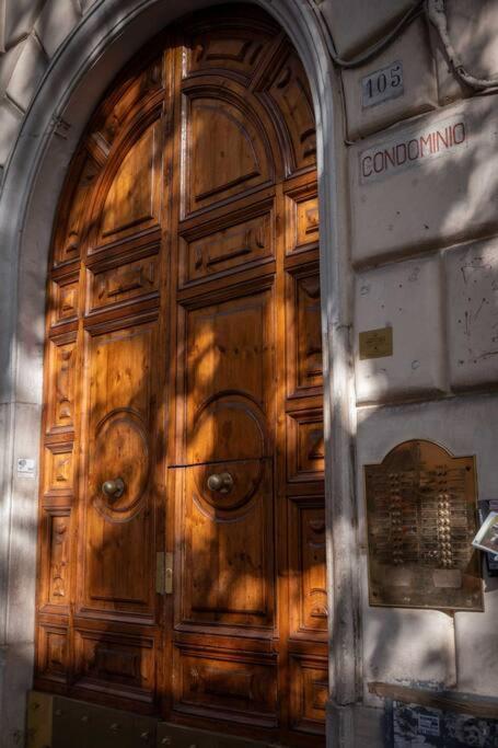 Merulana Penthouse: 5 minutes WALK from Colosseum