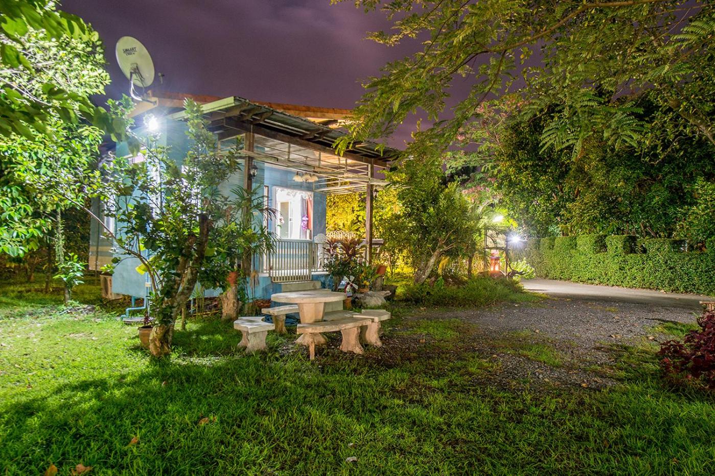 Poomvarin Resort