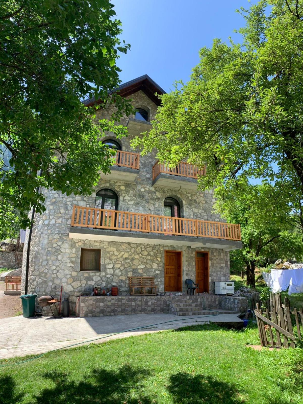 Stonehouse villa