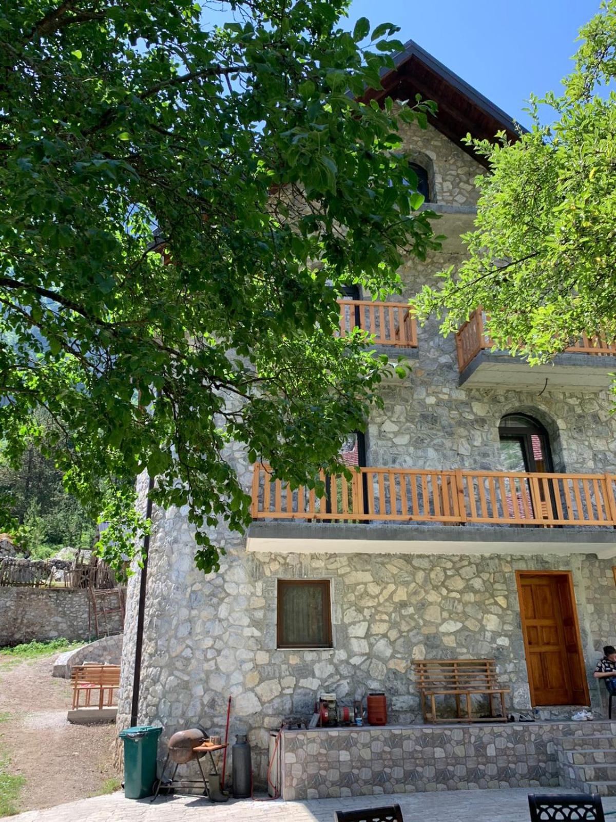 Stonehouse villa