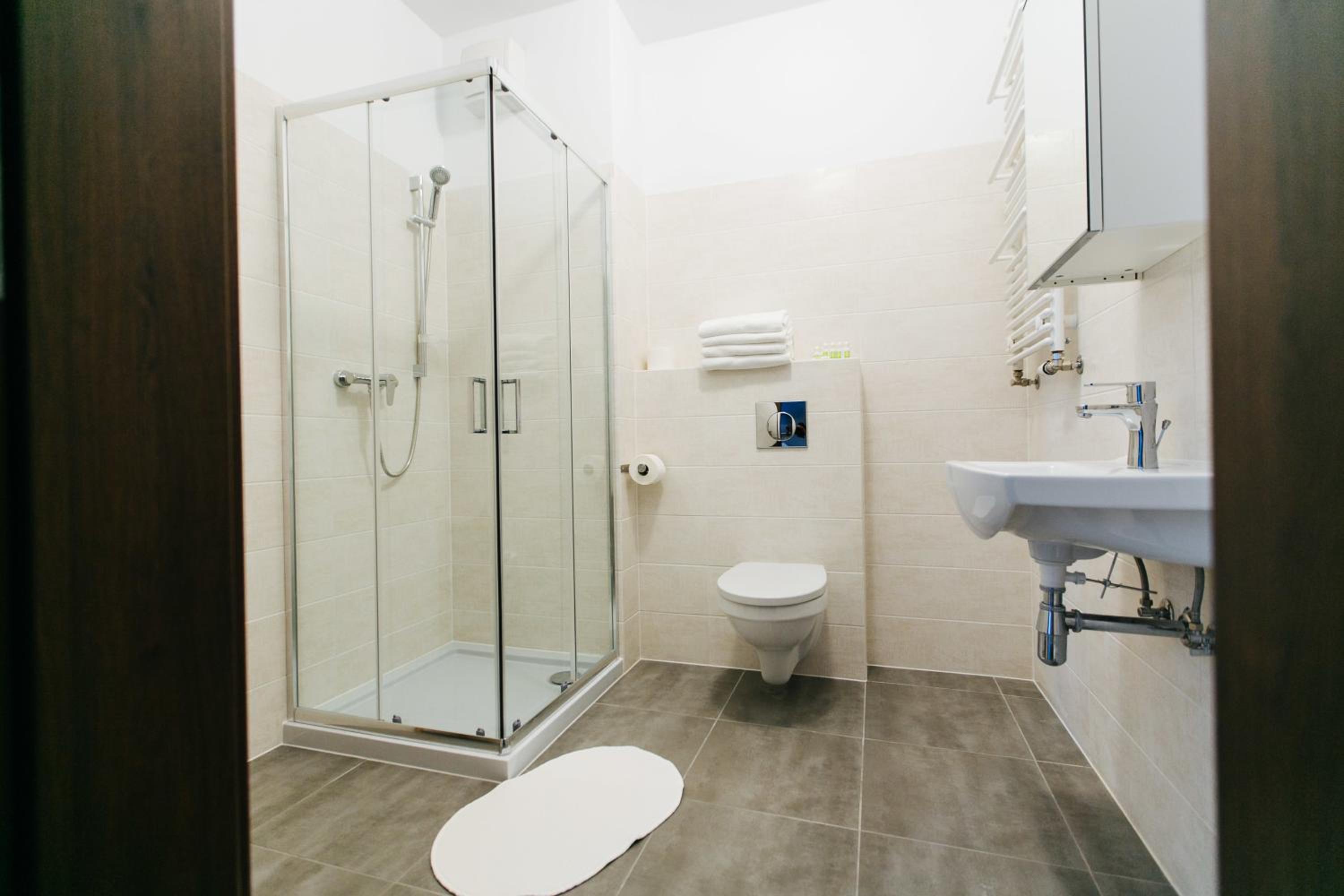 RENTTNER Apartamenty