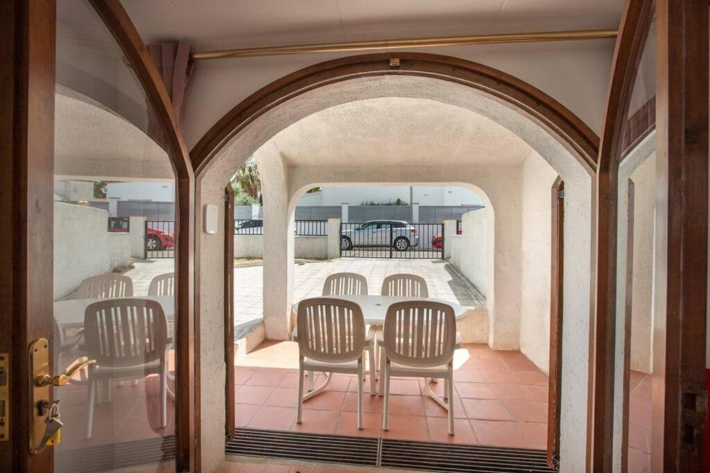 Casita en Empuriabrava con jardin AV-17
