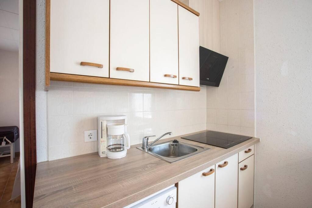 Casita en Empuriabrava con jardin AV-17