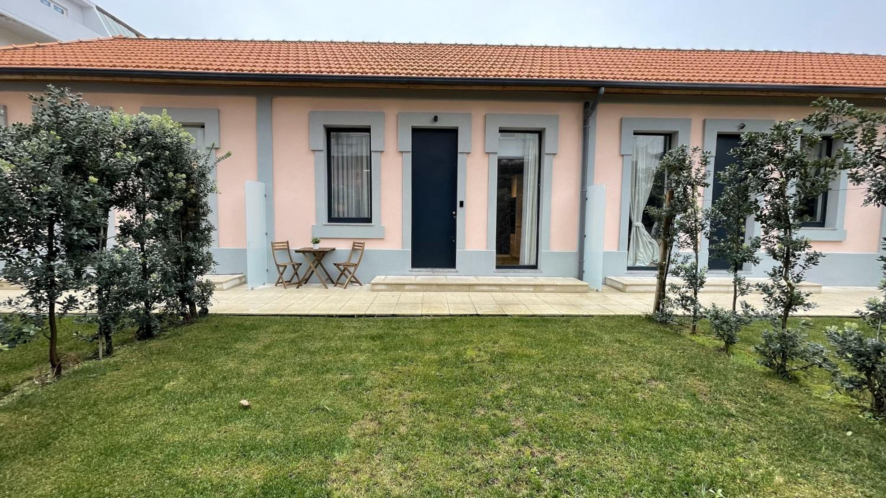 Hotel MyTrip Porto - Image 1