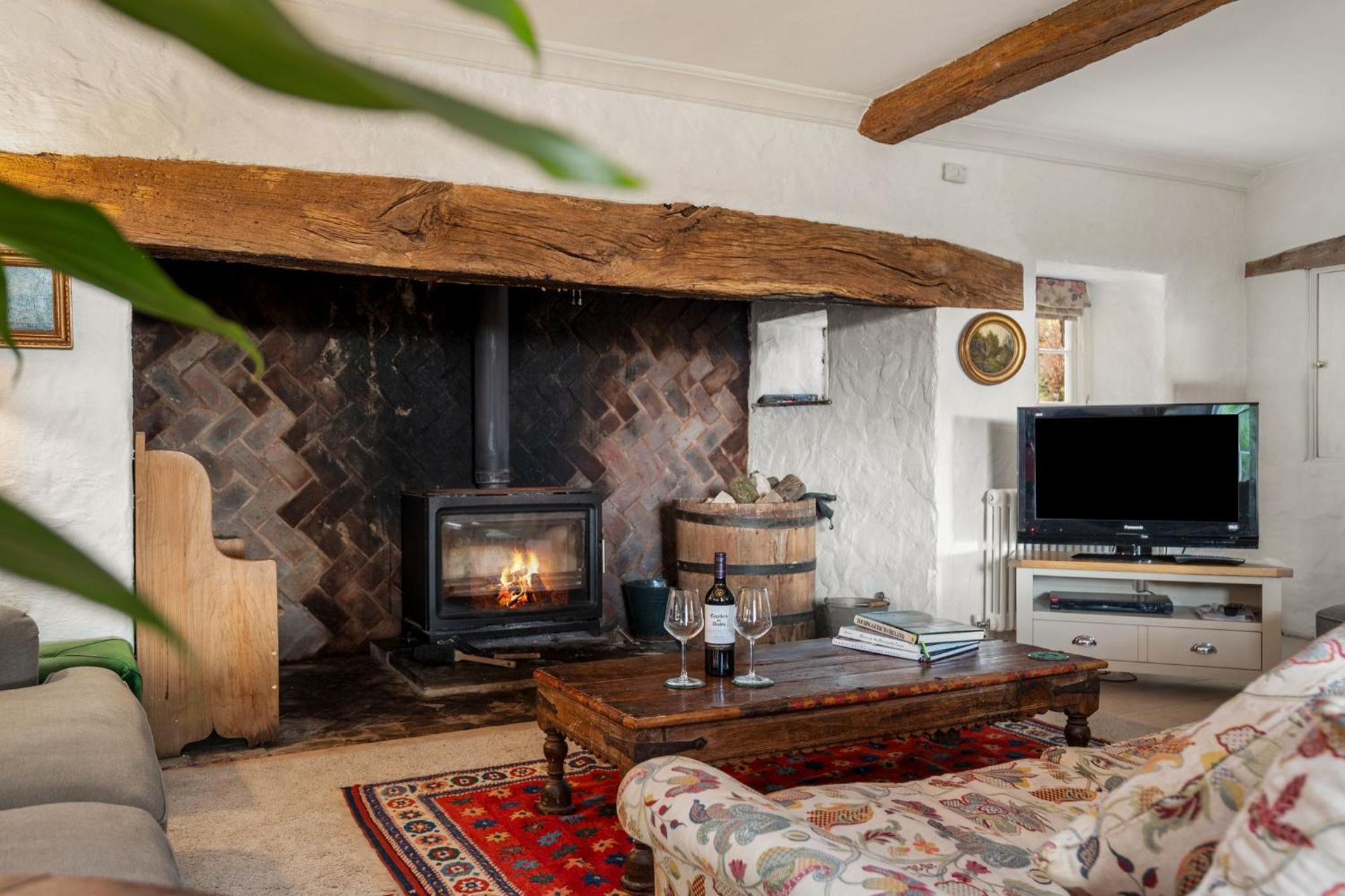 Middlelands - A stunning country house with beautiful gardens in rural Pembrokeshire yet close to coast