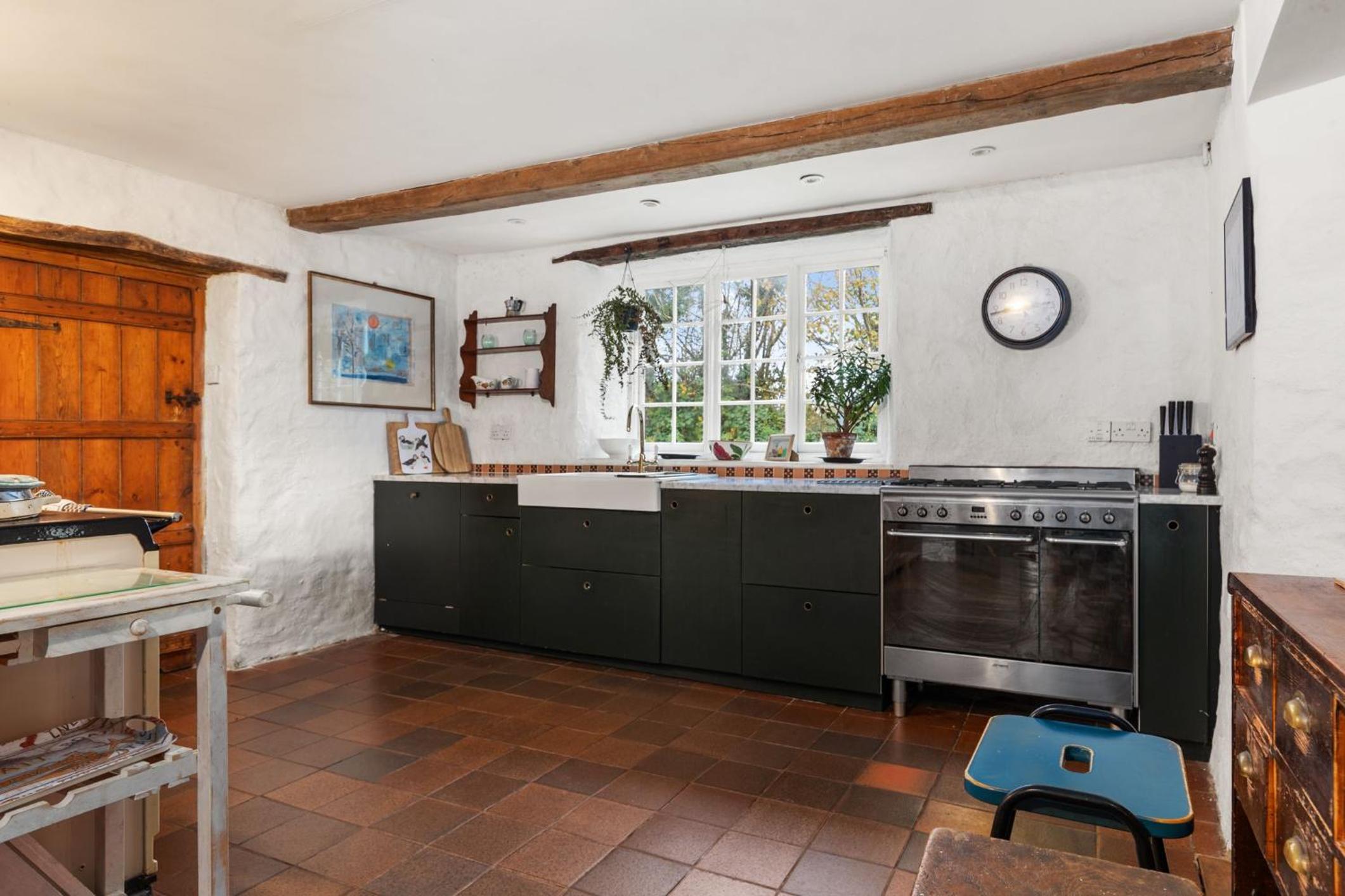 Middlelands - A stunning country house with beautiful gardens in rural Pembrokeshire yet close to coast