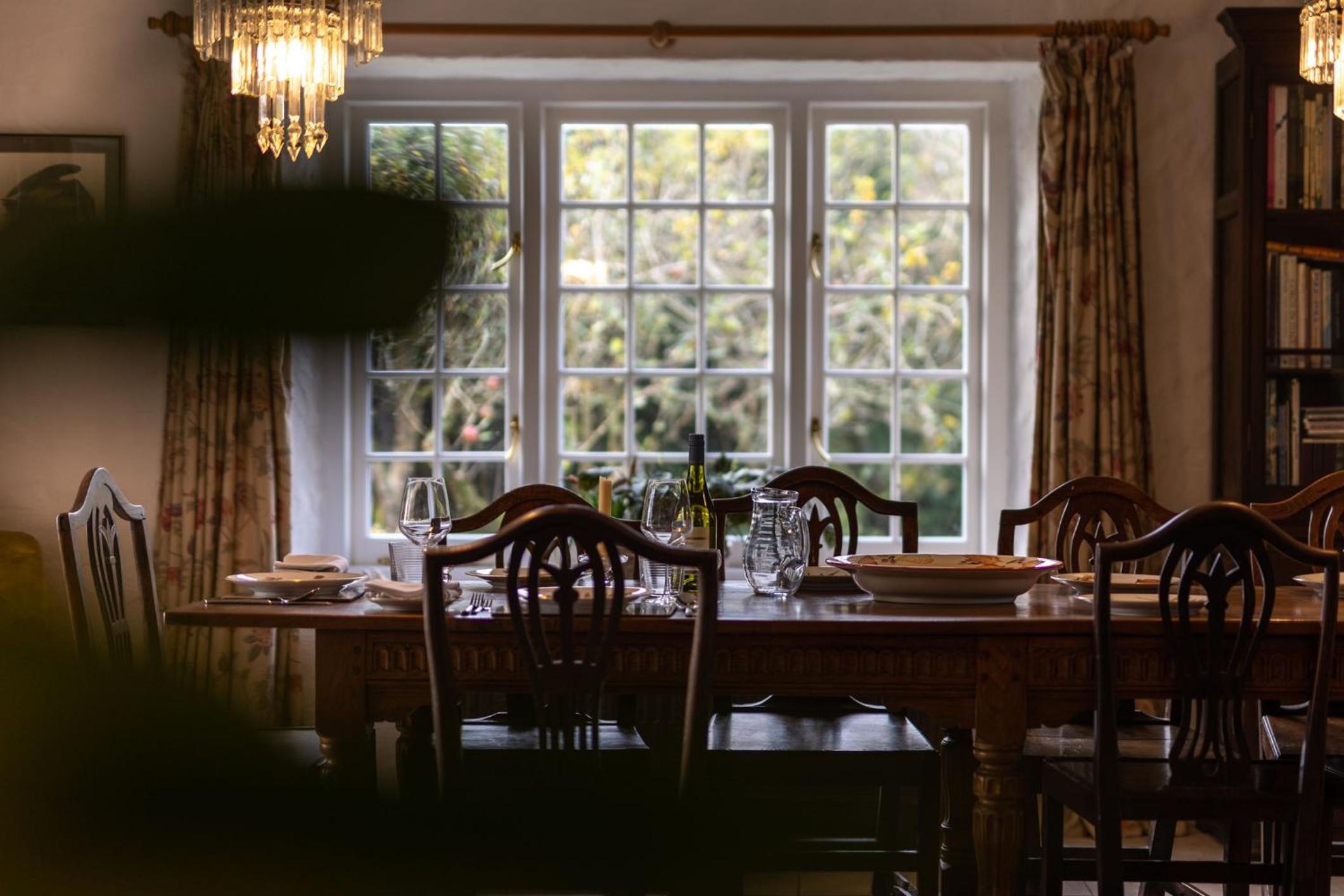 Middlelands - A stunning country house with beautiful gardens in rural Pembrokeshire yet close to coast
