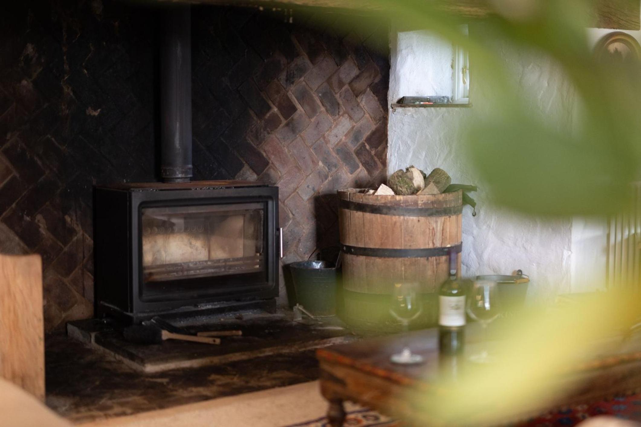 Middlelands - A stunning country house with beautiful gardens in rural Pembrokeshire yet close to coast