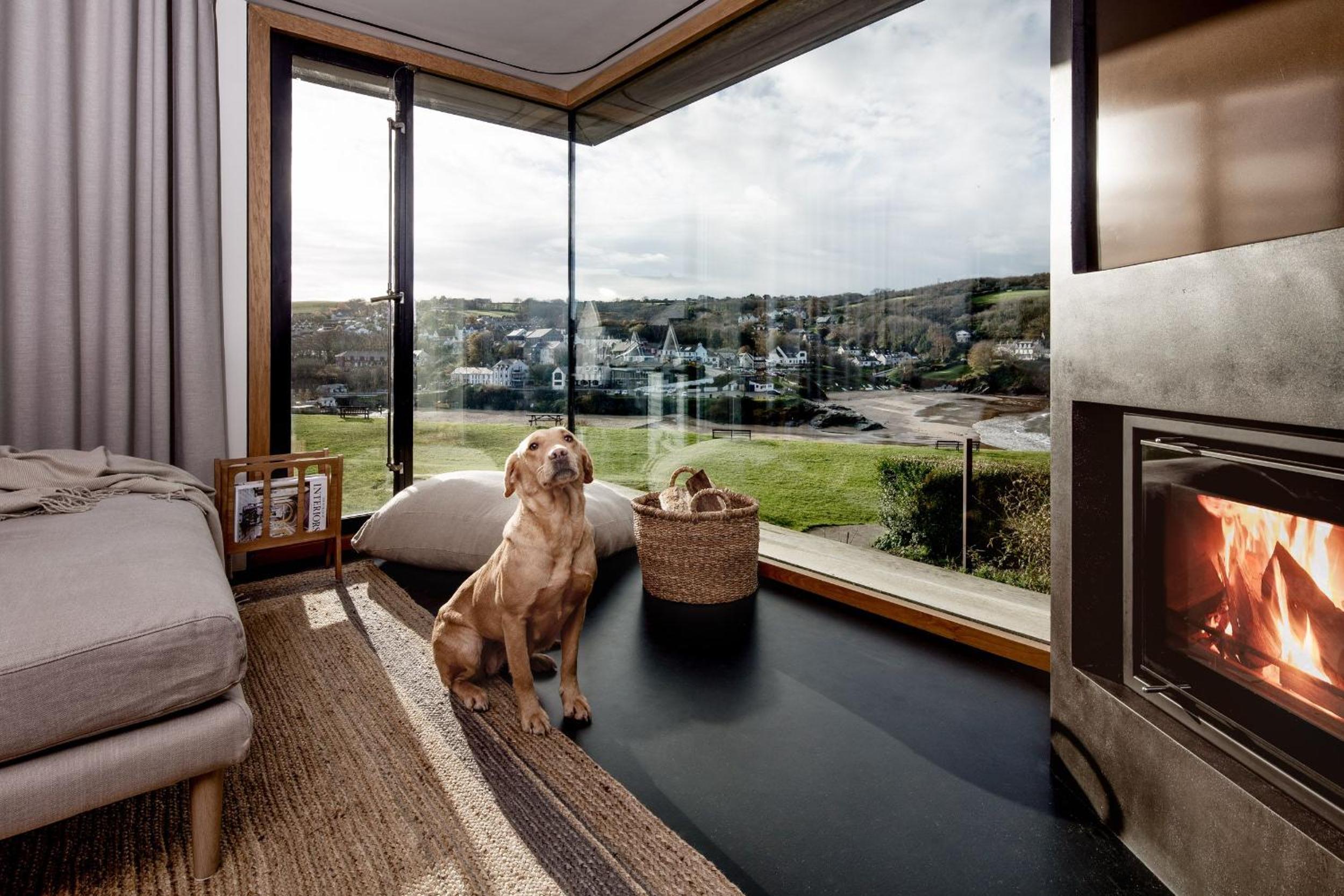Edge House