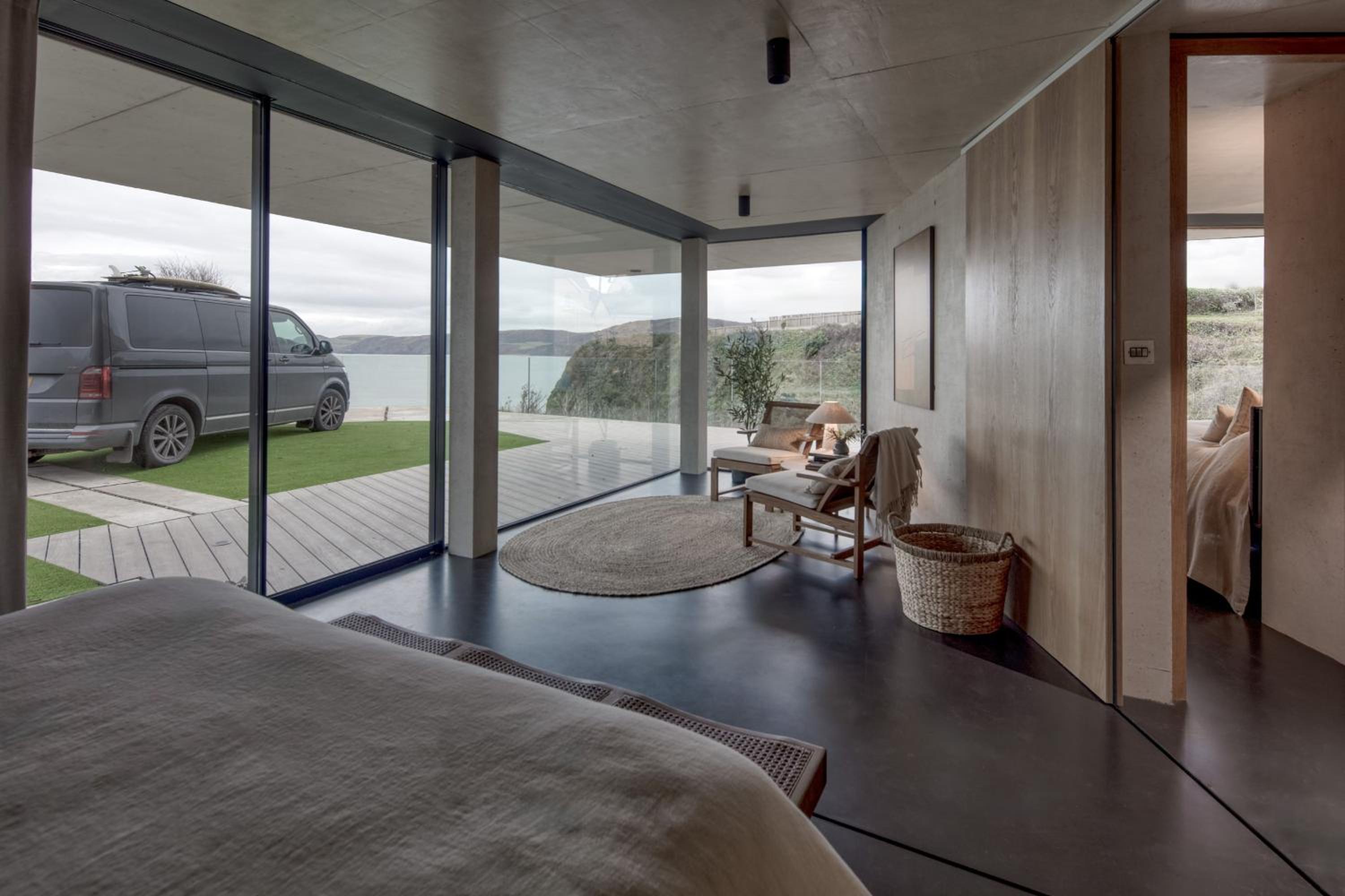 Edge House