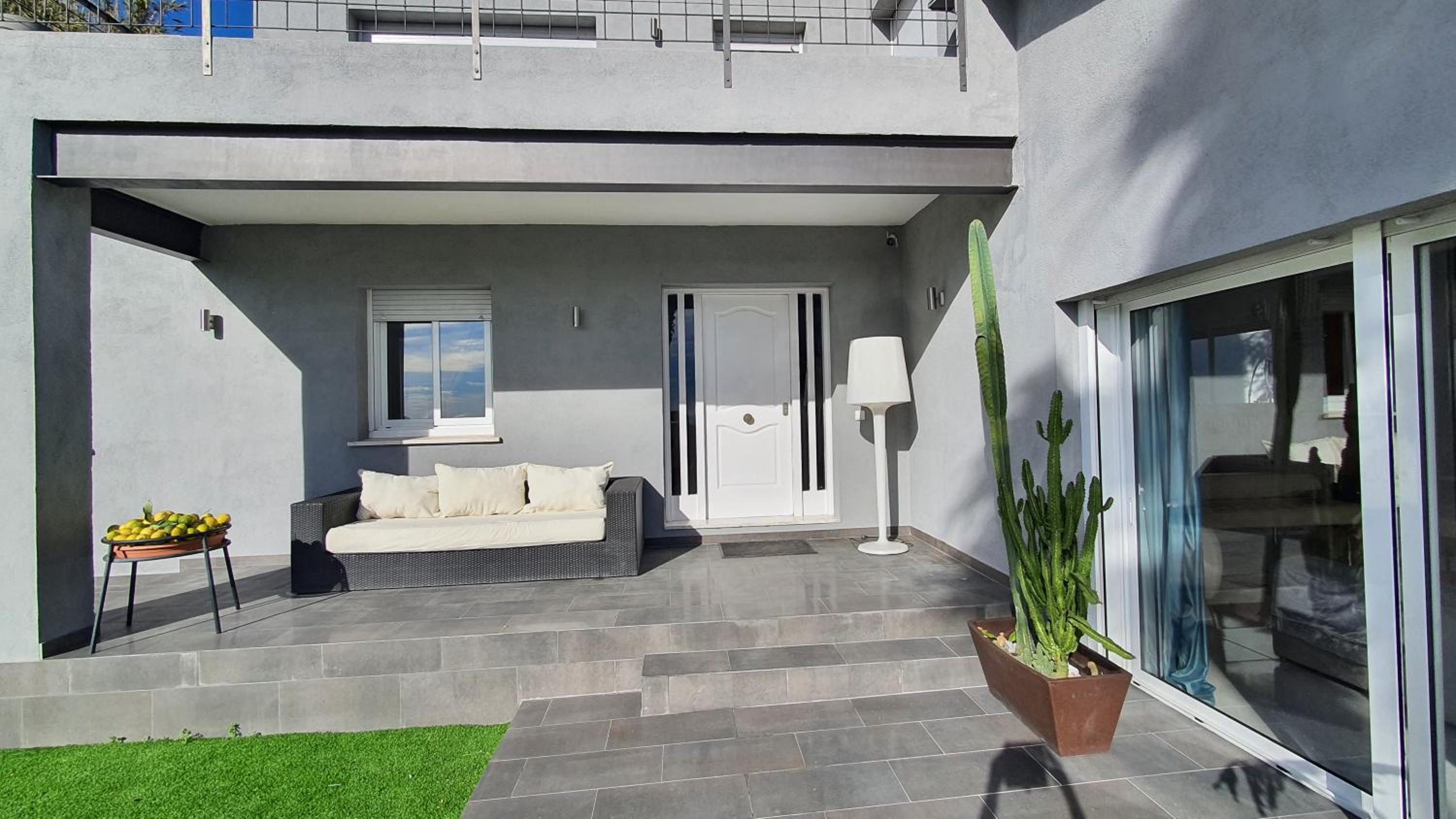 Opening Doors Premiá Dalt Amazing views w pool
