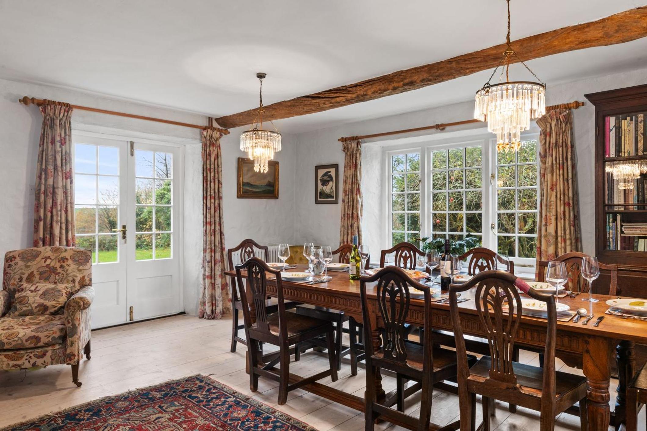Middlelands - A stunning country house with beautiful gardens in rural Pembrokeshire yet close to coast