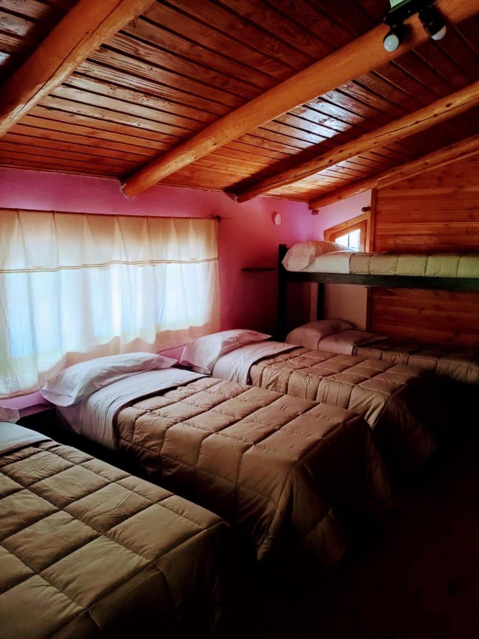 Cuatro Cerros Hostel