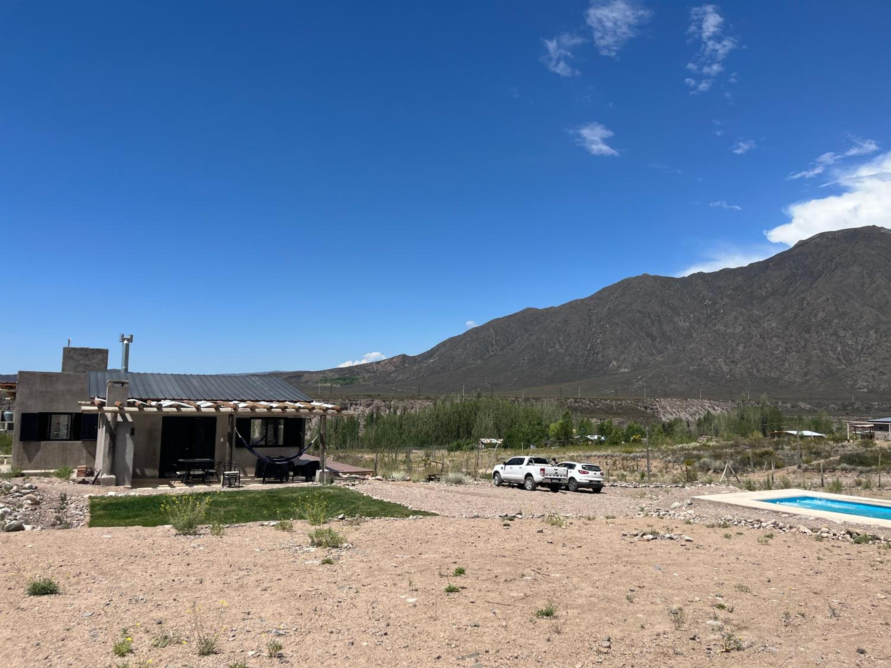 Wabi sabi, casita de montaña con pileta