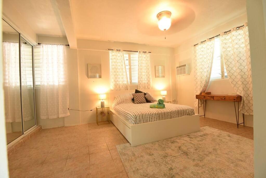 One Bedroom Apartment, Private pool, huge yard