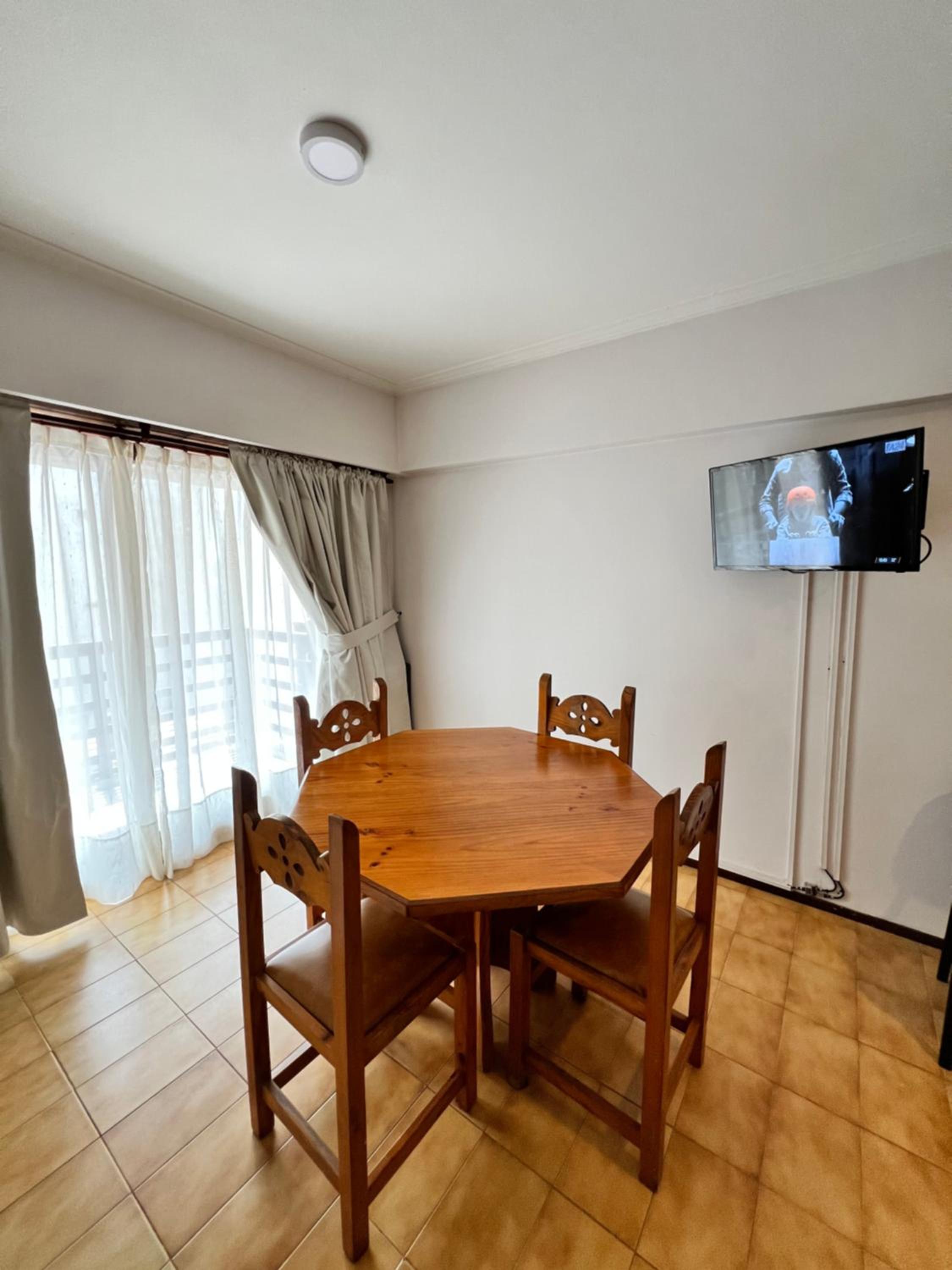 Depto zona Paseo Aldrey 1 amb