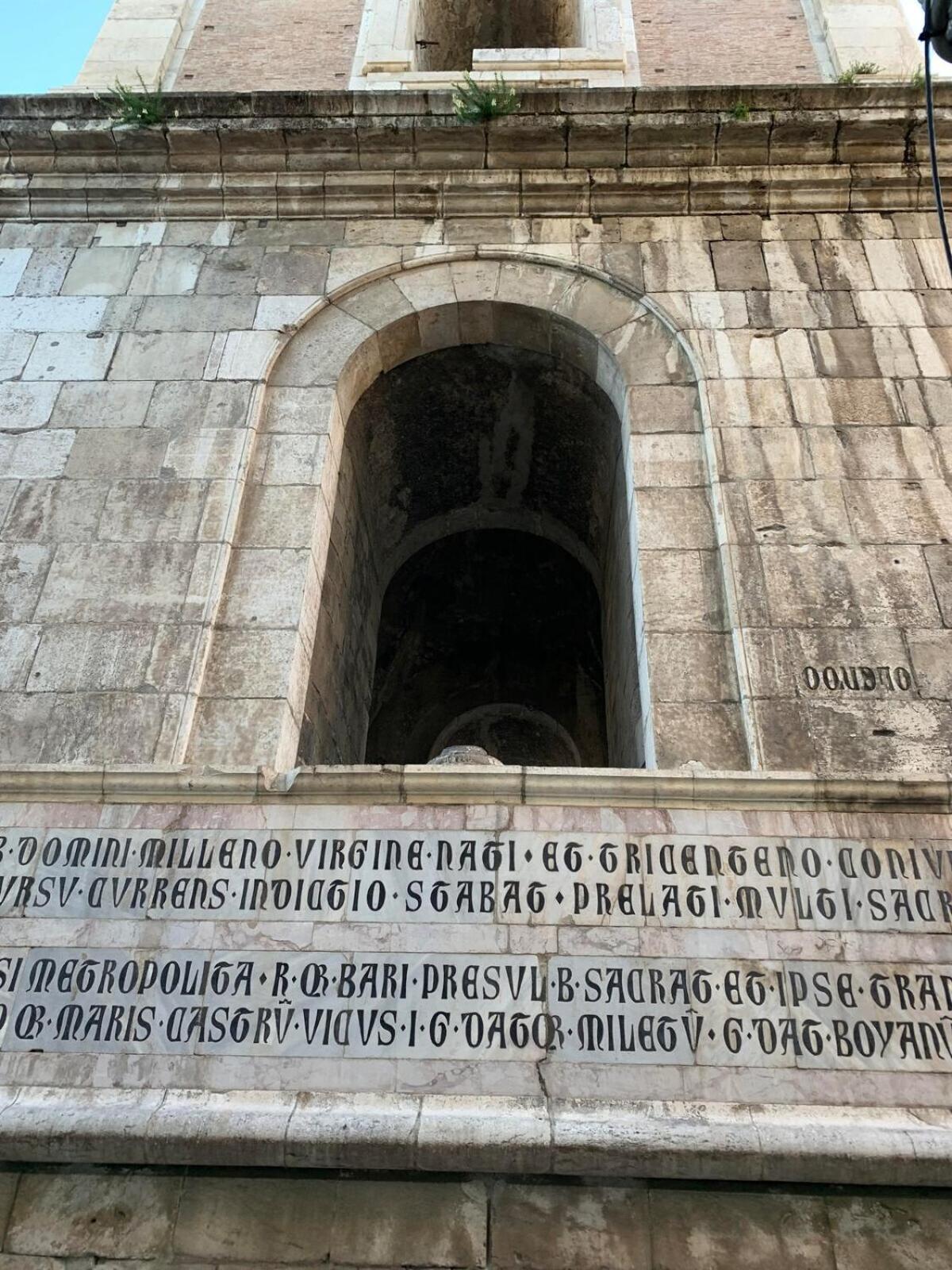 MARIA ROSARIA A SANTA CHIARA Spaccanapoli