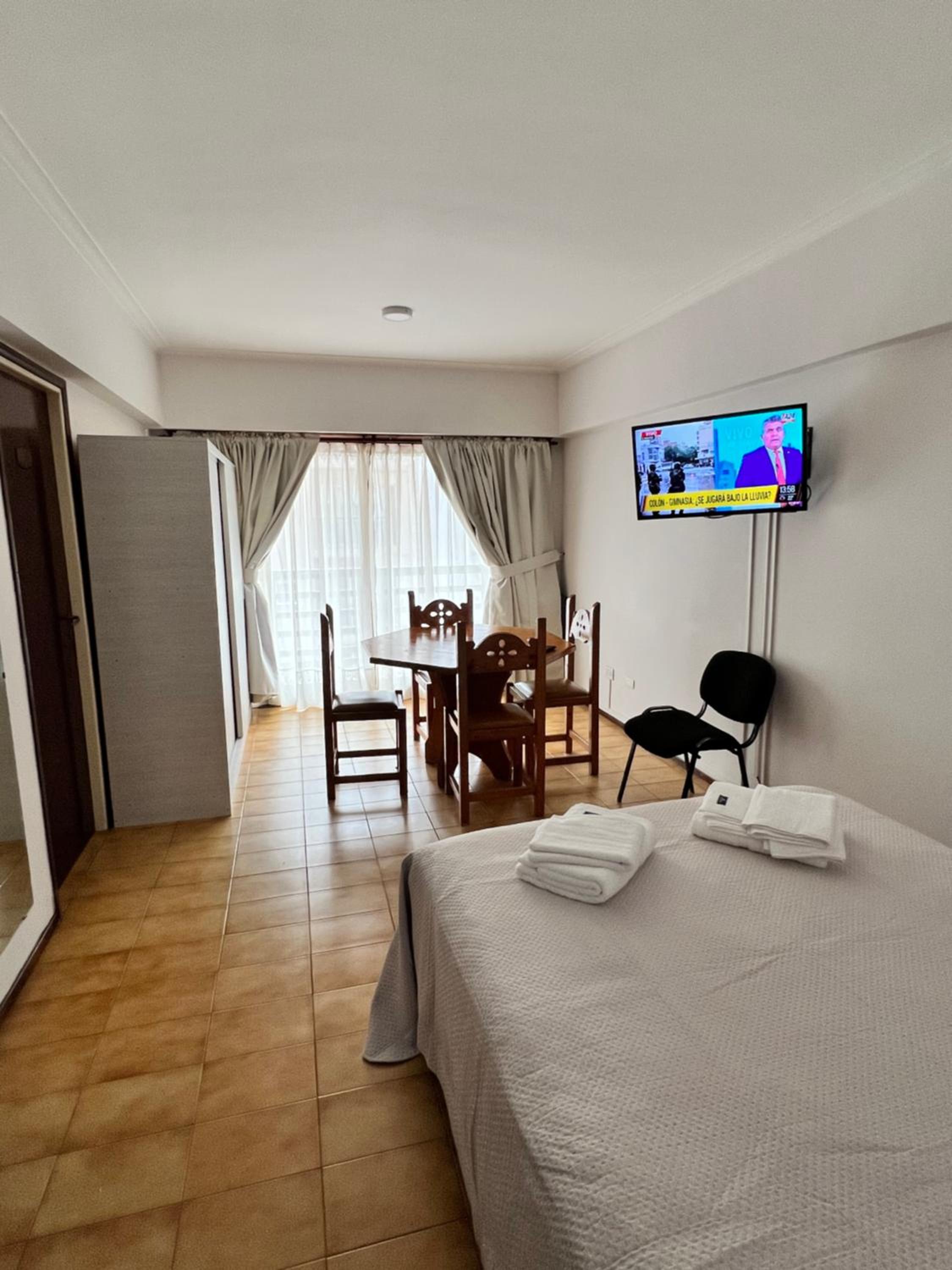 Depto zona Paseo Aldrey 1 amb