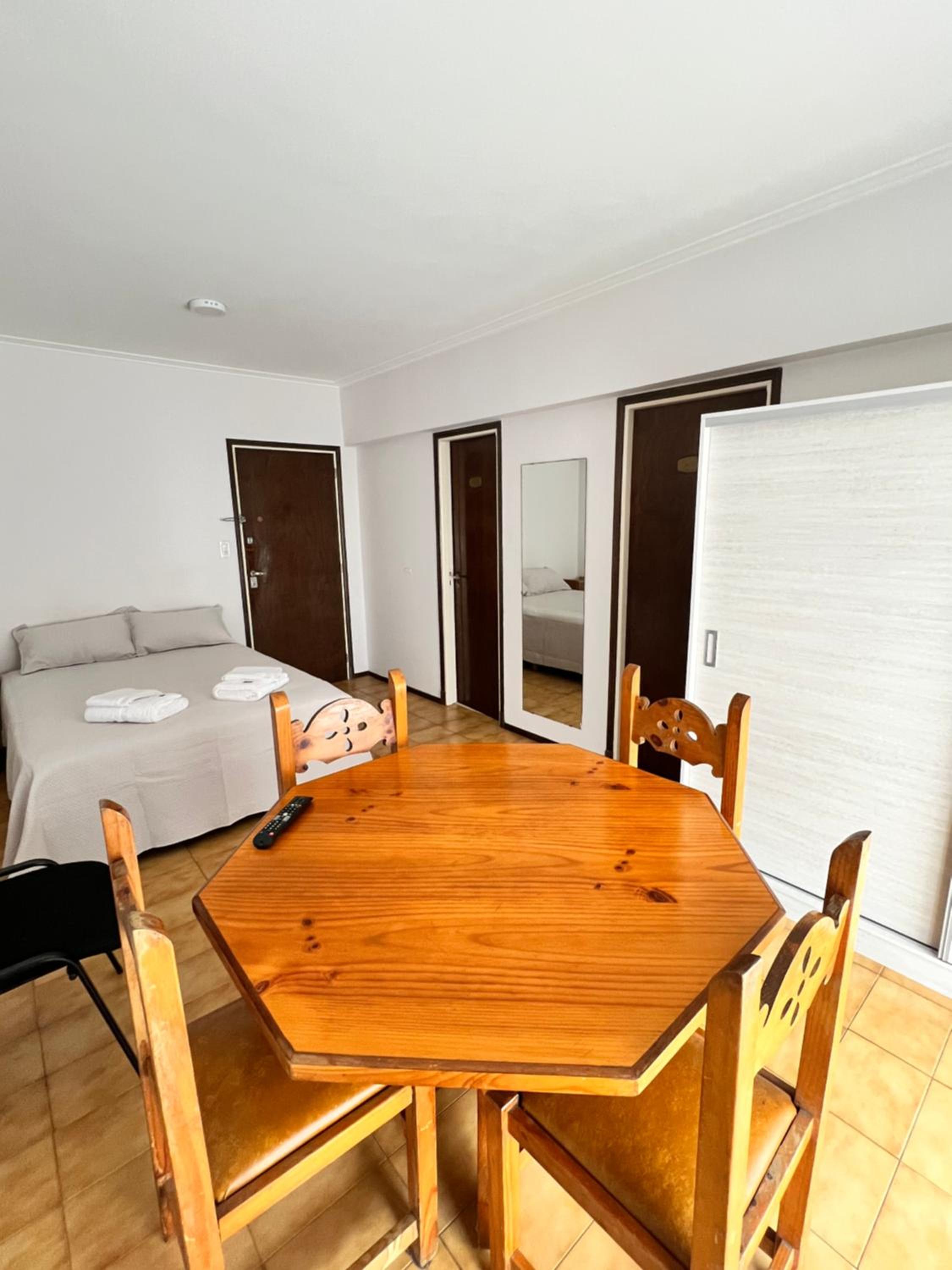 Depto zona Paseo Aldrey 1 amb