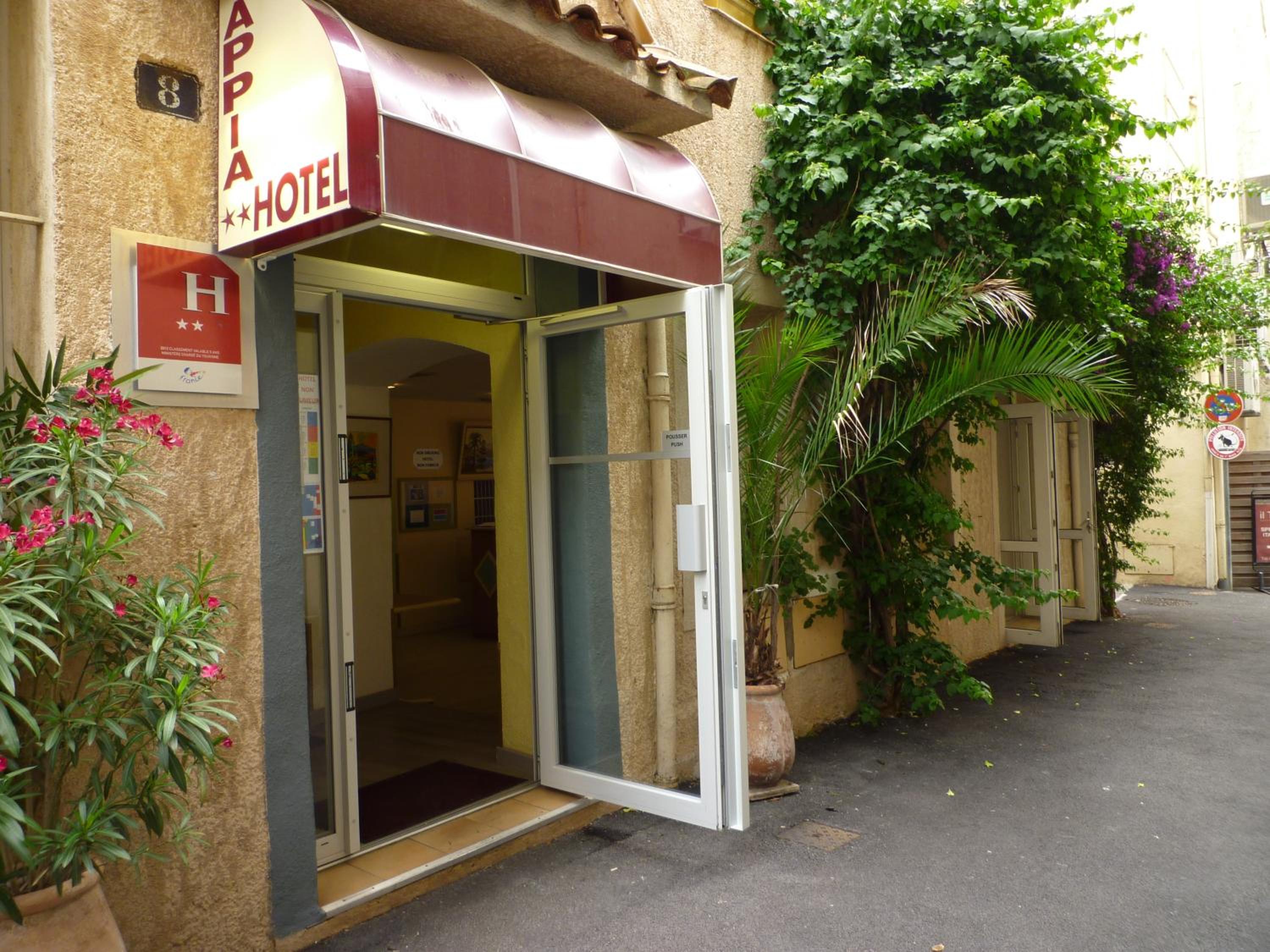 Hotel Appia Hotel - Image 1