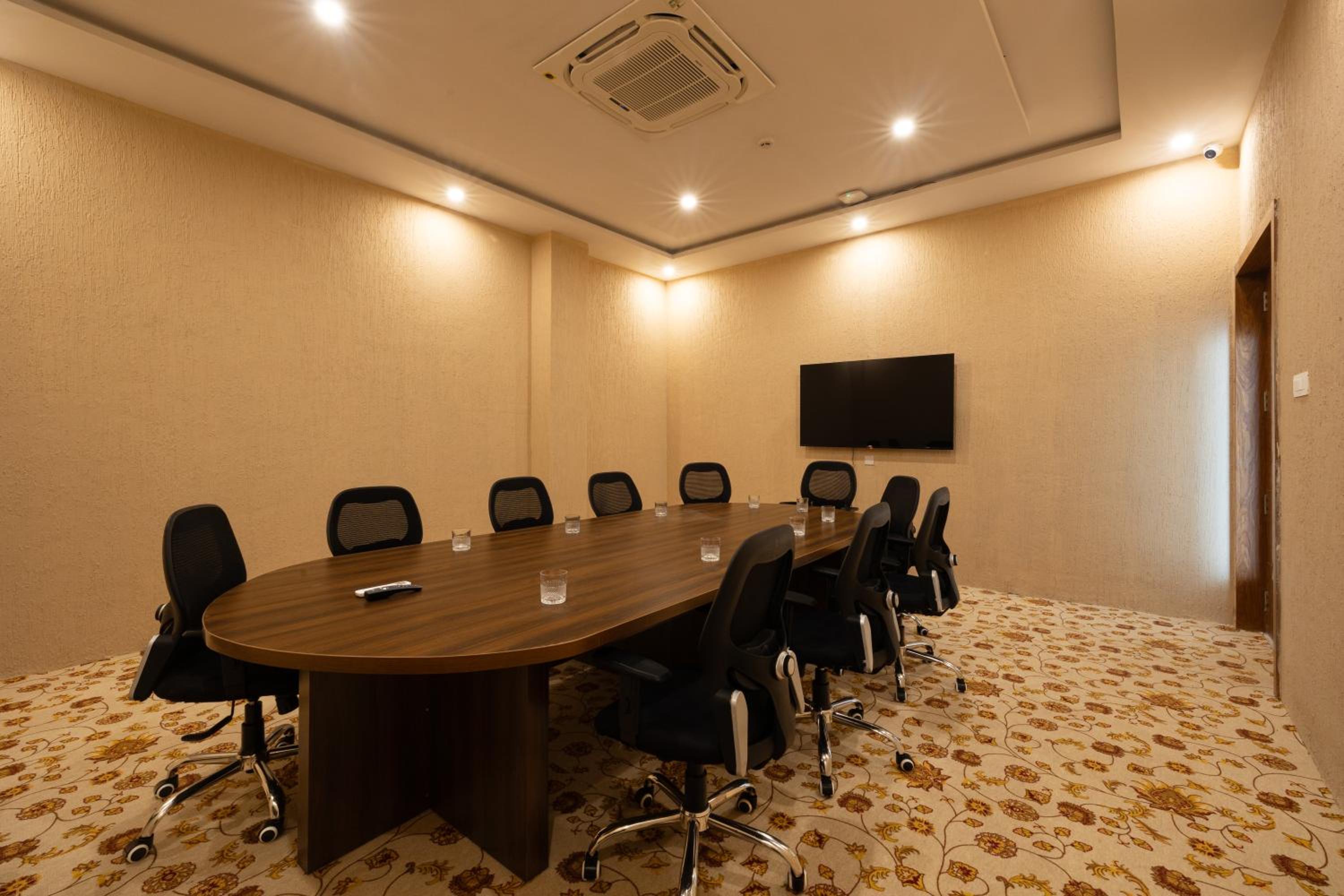 meeting & event spaces