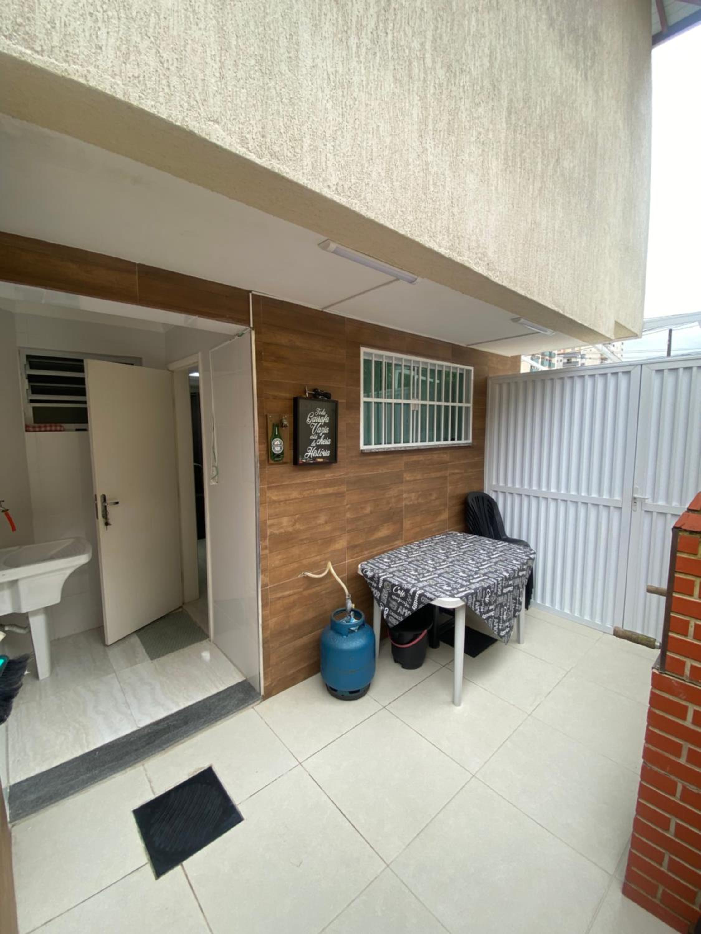 Casa de Praia - Distância de 100 metros