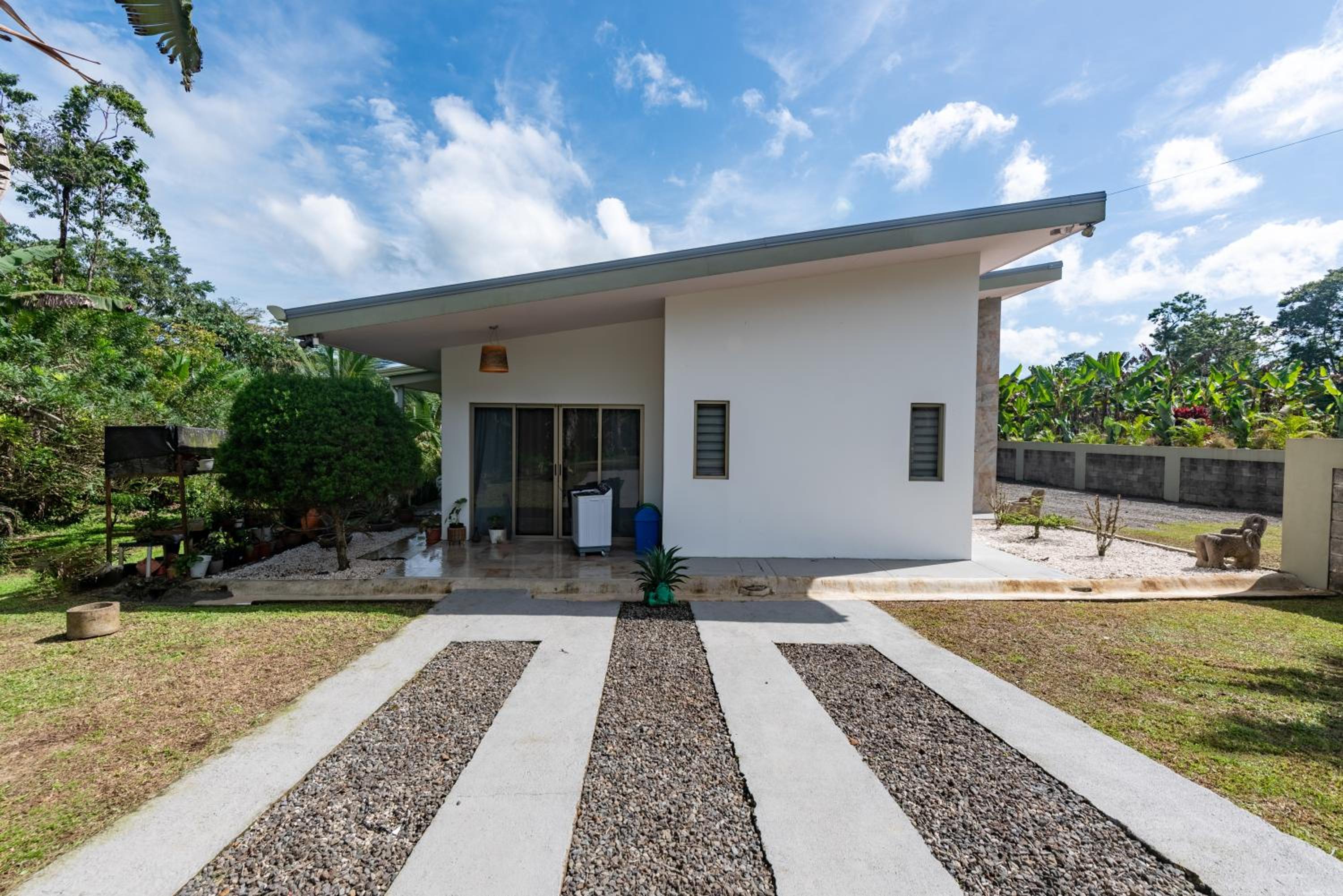 Arenal White Bliss Villa