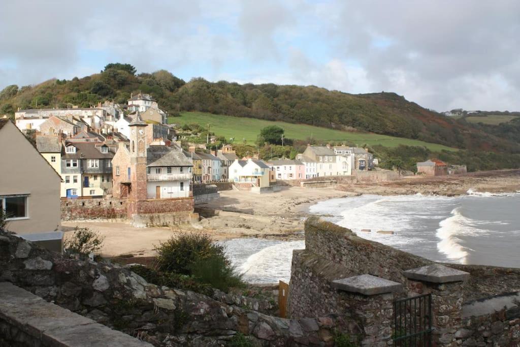 Beach House Cawsand