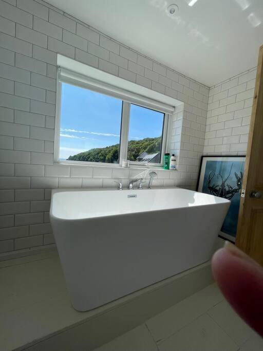 Beach House Cawsand