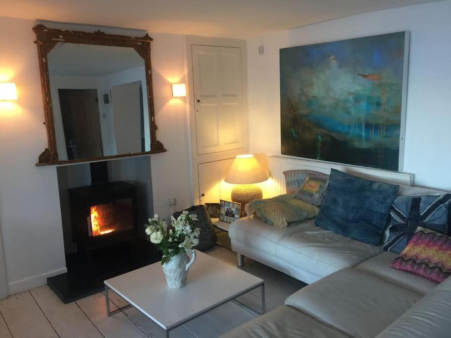 Beach House Cawsand