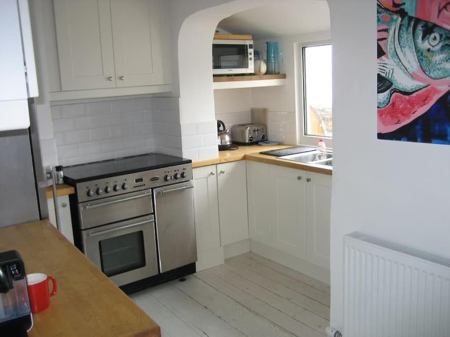 Beach House Cawsand