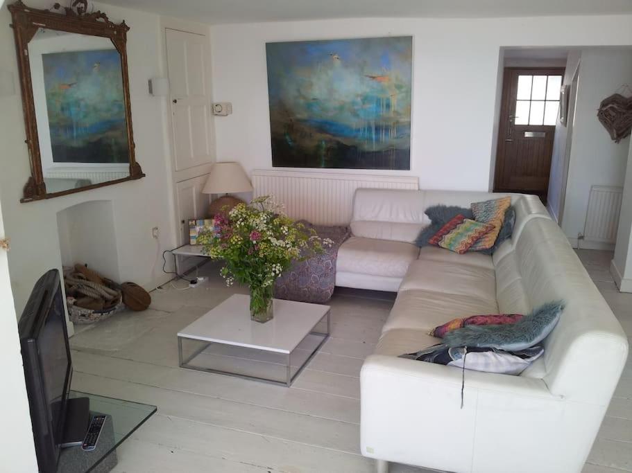 Beach House Cawsand
