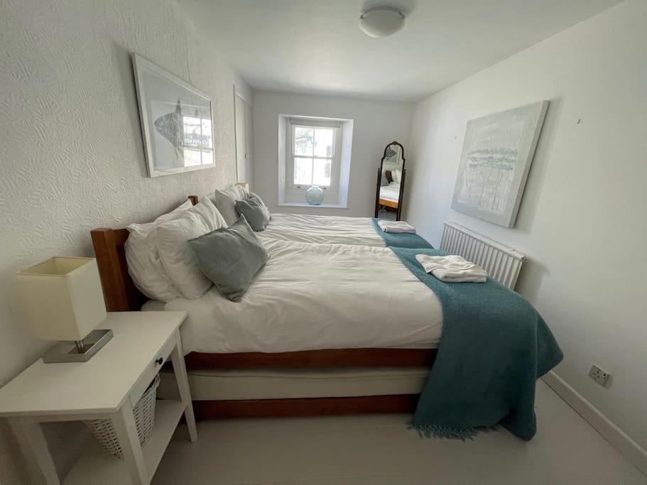 Beach House Cawsand