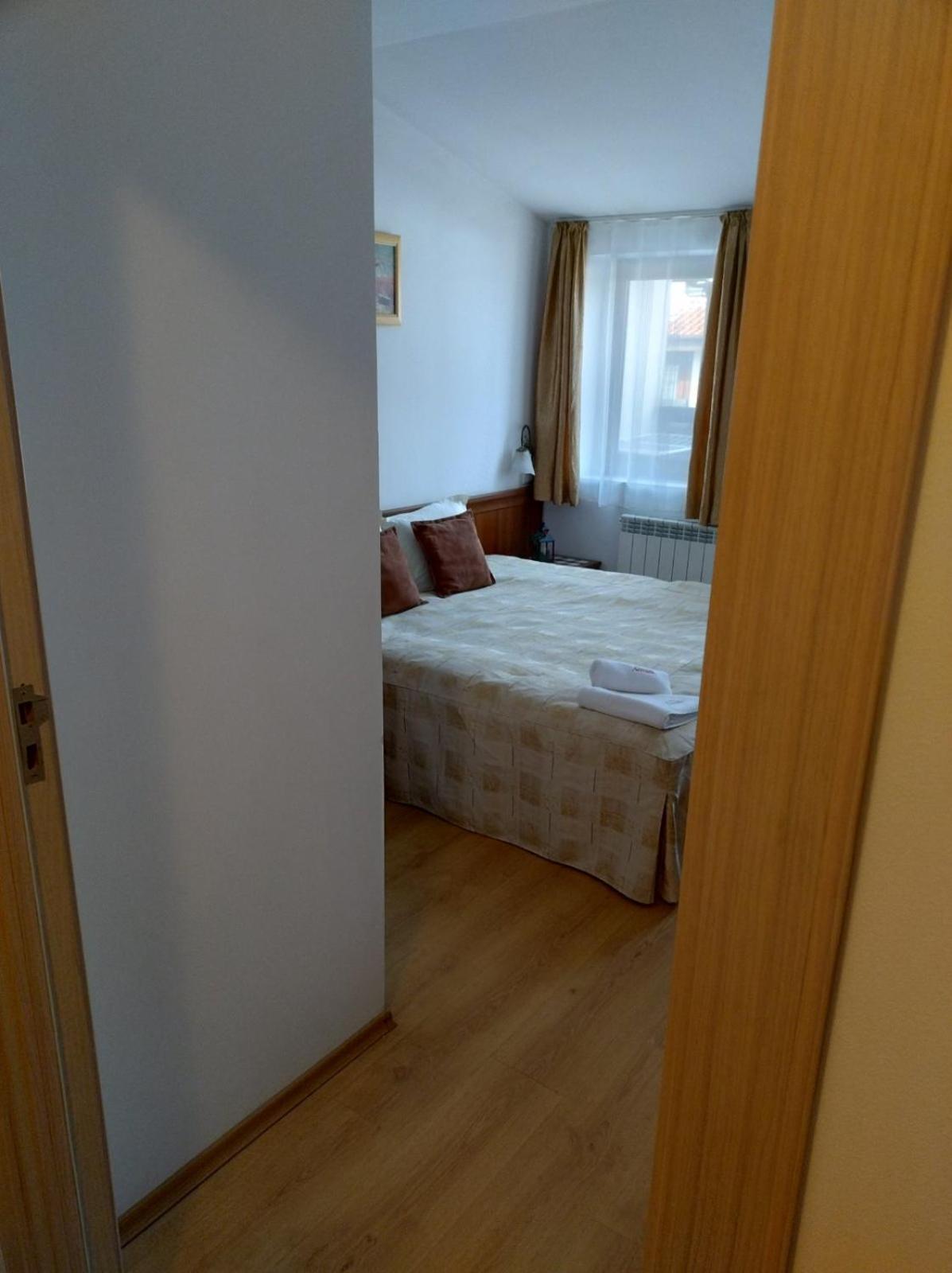 Gondola lift apartment 5402