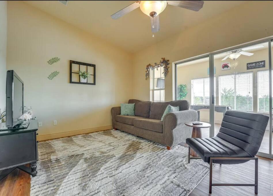 Modern Condo in Tuscany Place! view 5