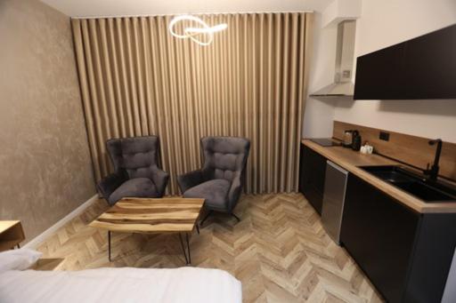 B.G Luxury Suites photo 4