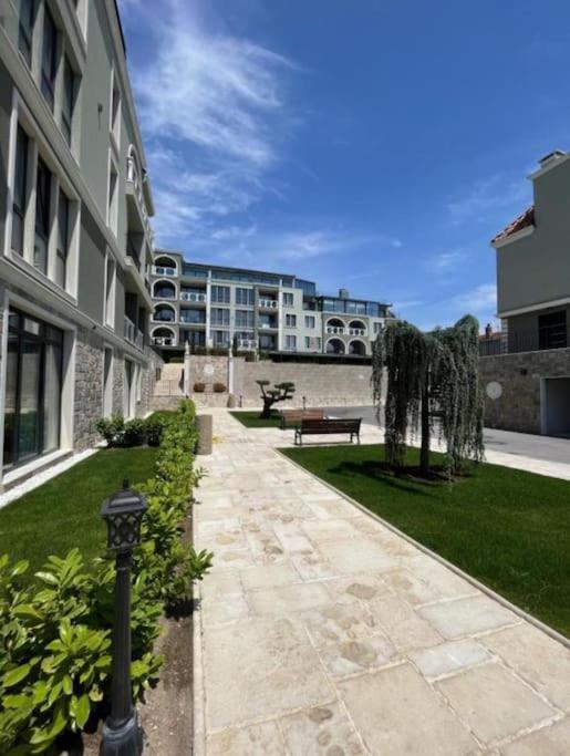 LUXURY APARTMENT in Mediterranea VARNA Complex, sea view and Infinity pool
