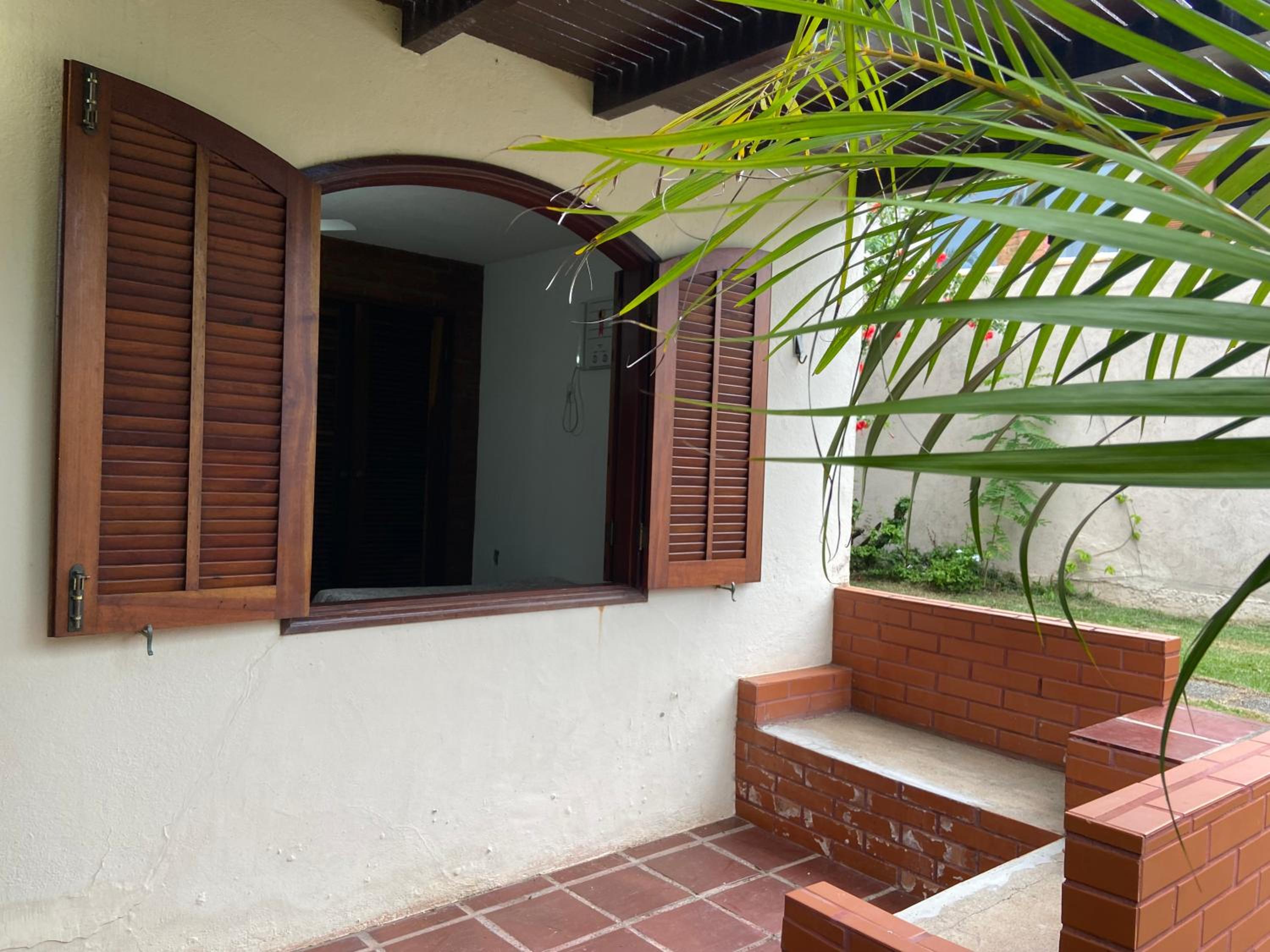 Casa de 5 suítes e piscina em Geribá
