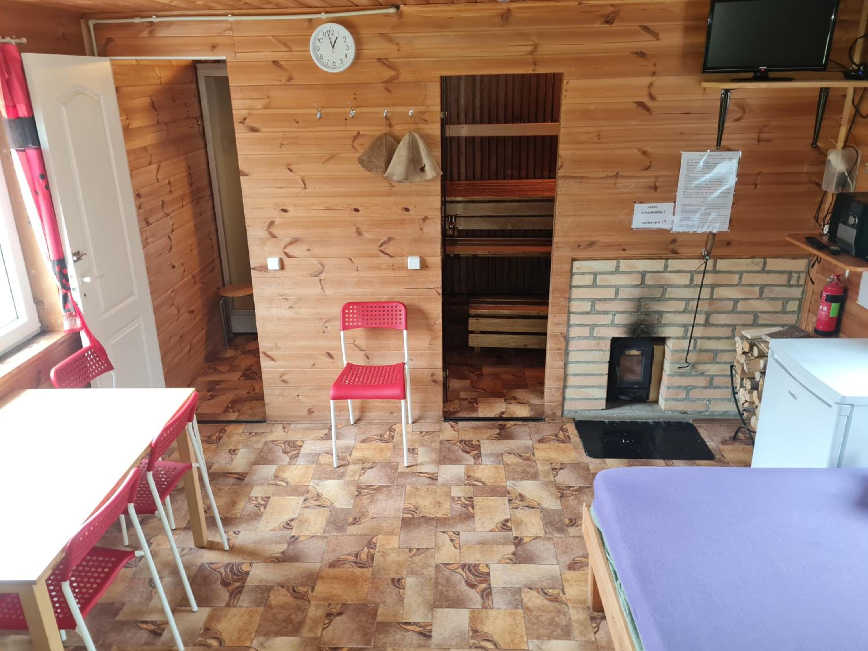 Photo 14