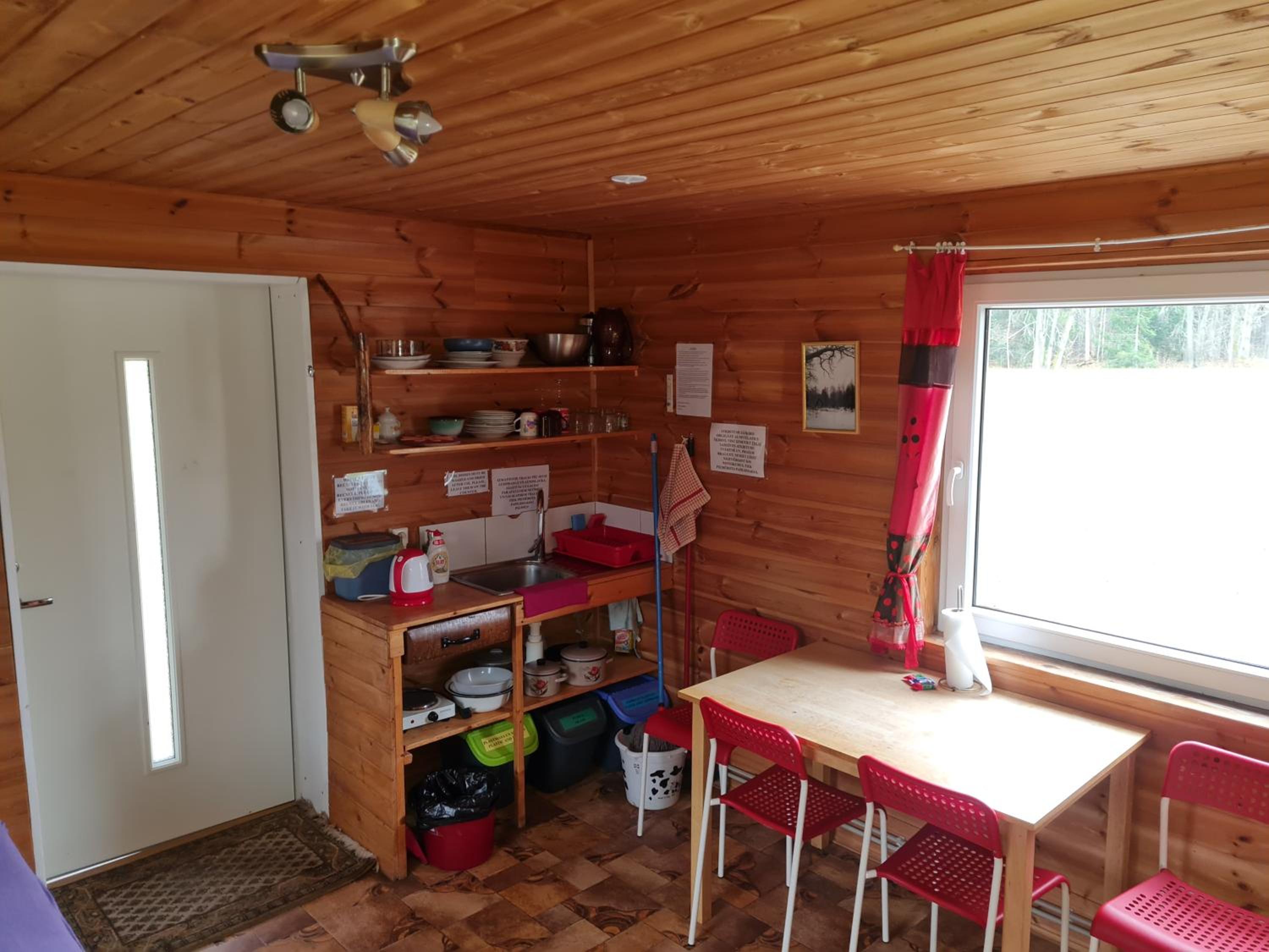 Photo 12