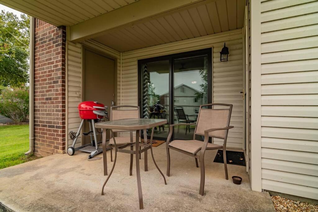 Tranquil 2-Bedroom Pointe Royale Condo view 5