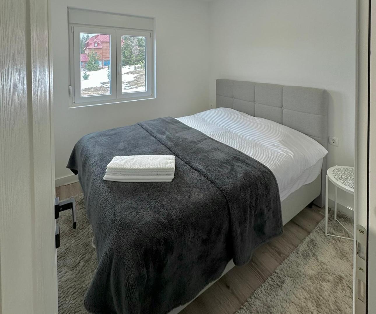 Apartman Mountain pine view 4
