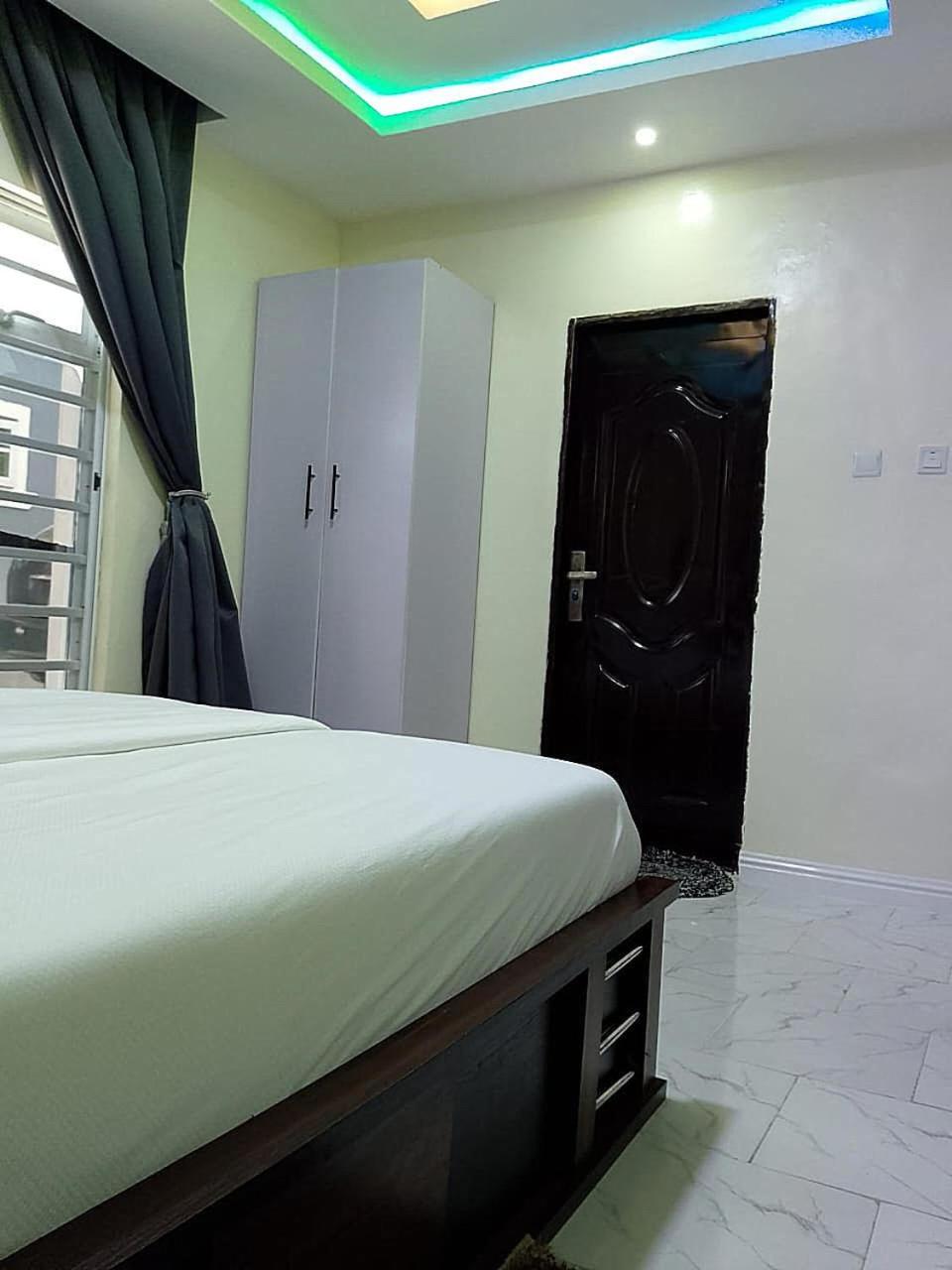 JKA1-Bedroom Luxury Serviced Apartment view 5