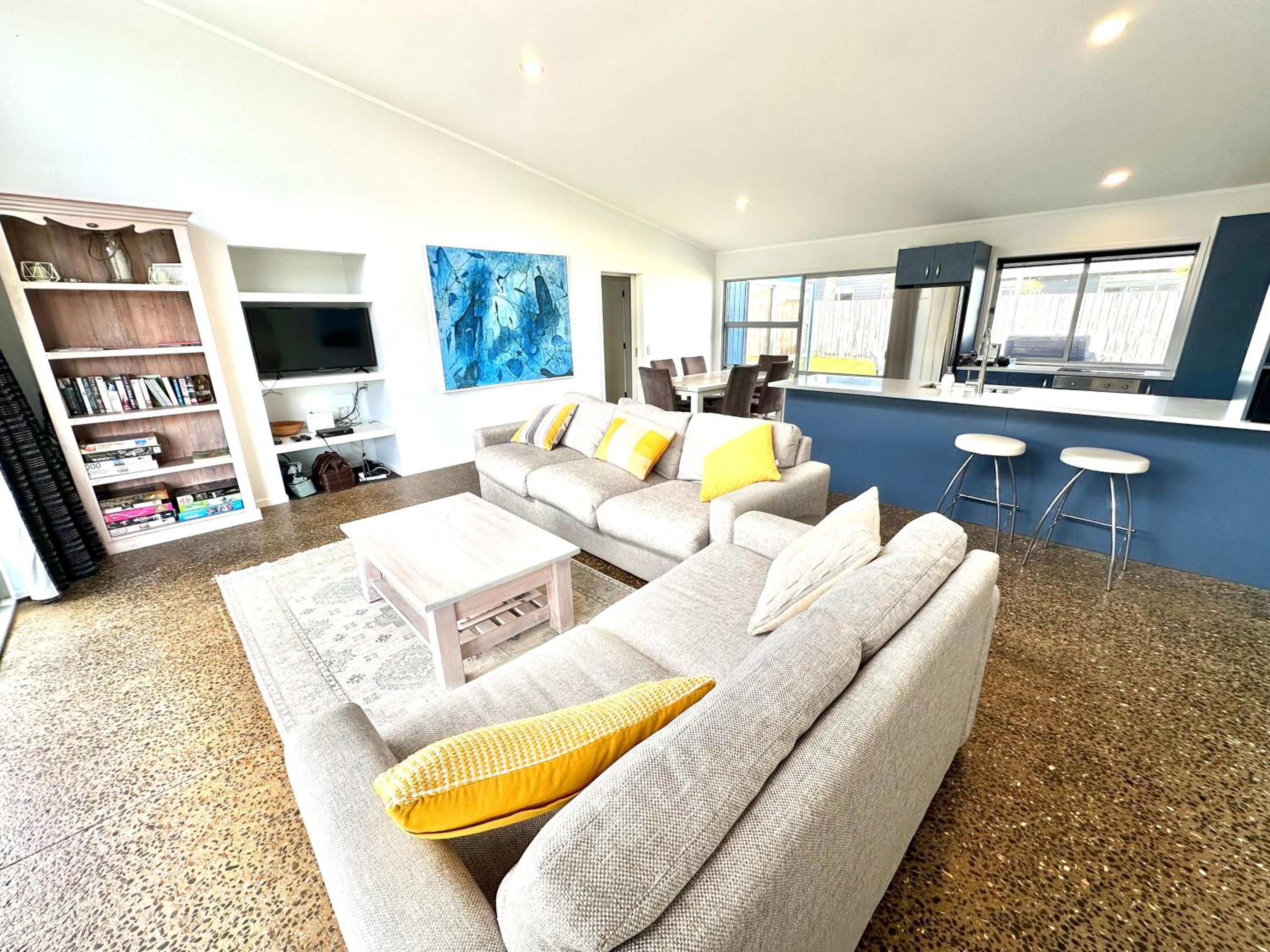 Sands Beach House - Matarangi Holiday Home view 4