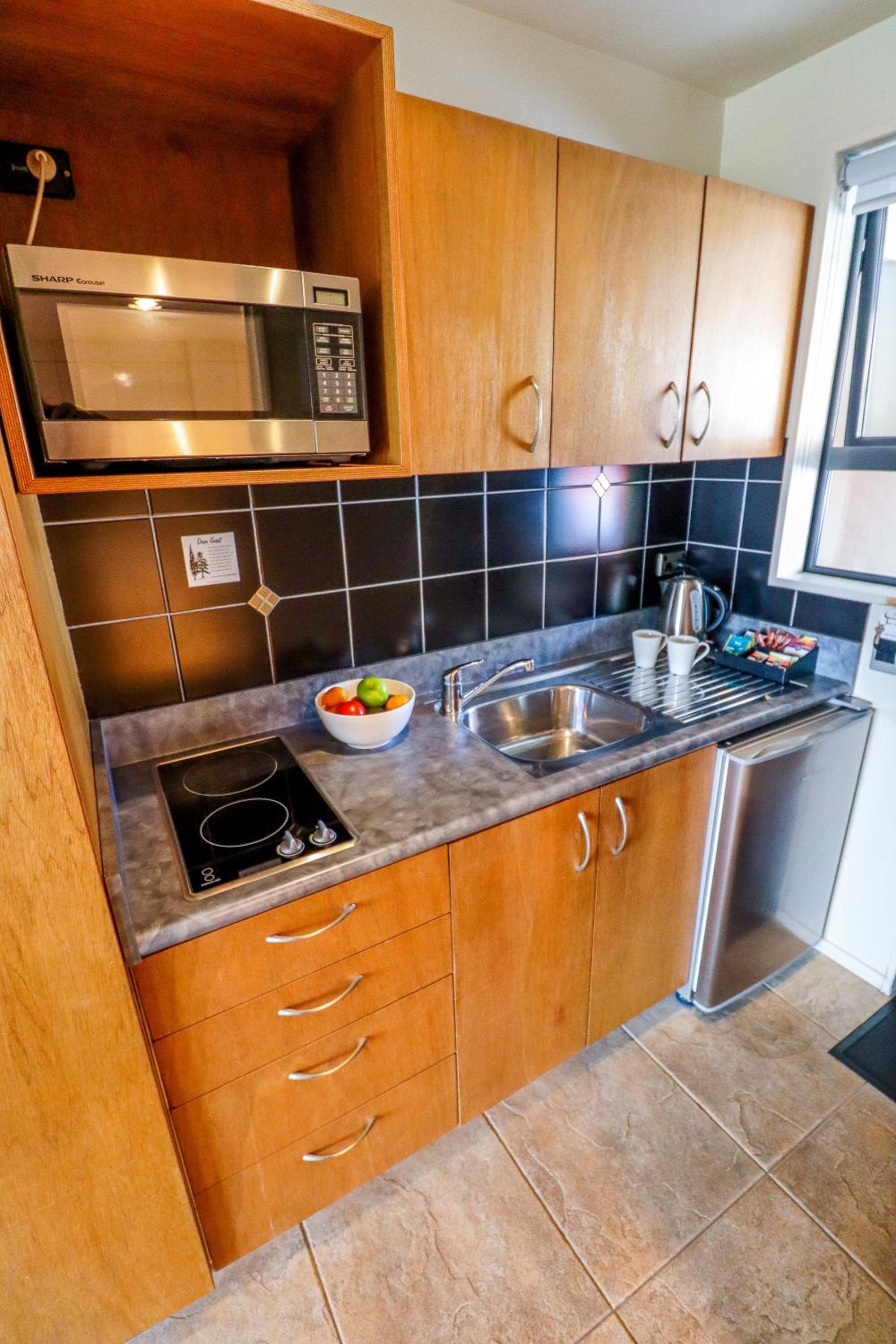 Coleraine Suites & Apartments