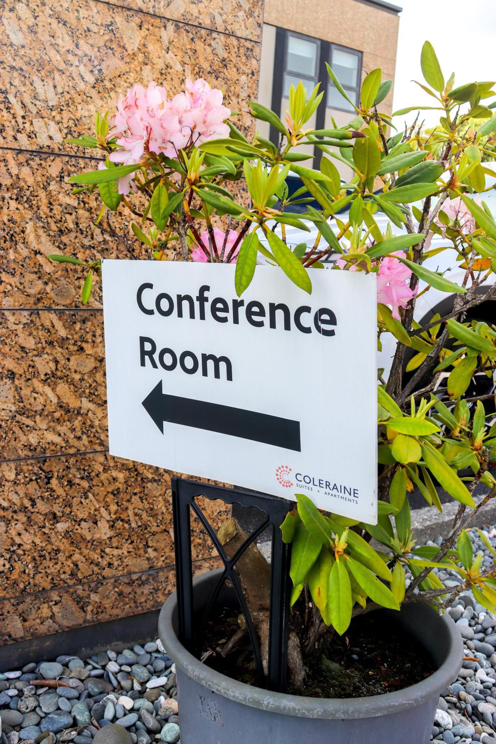Coleraine Suites & Apartments