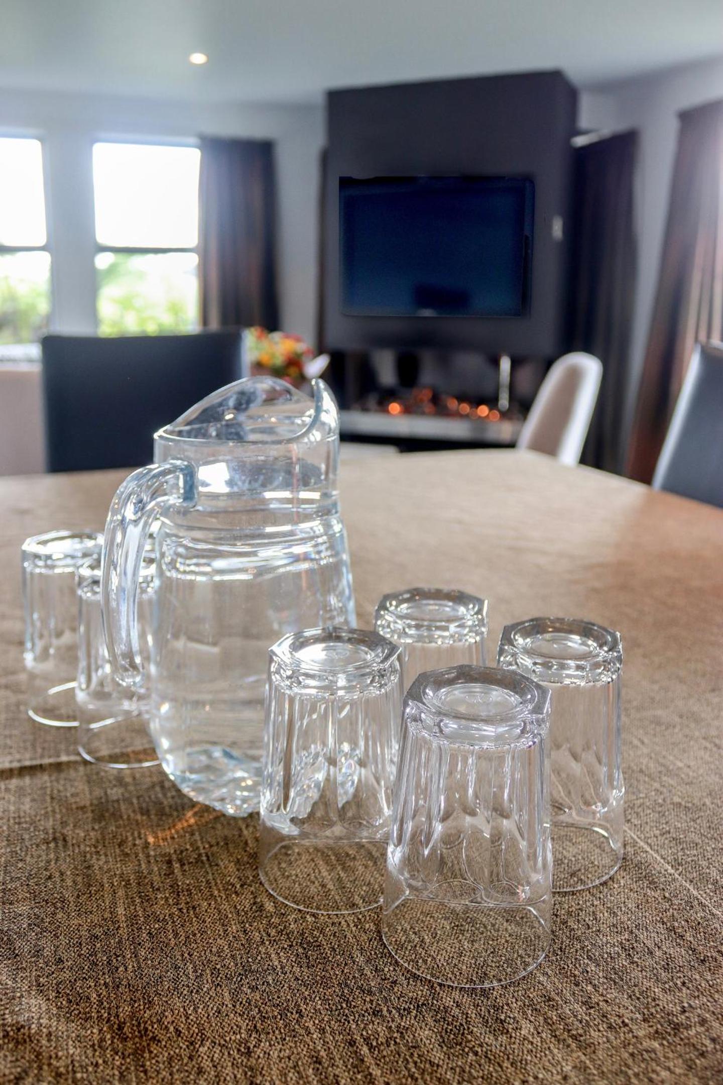 Coleraine Suites & Apartments